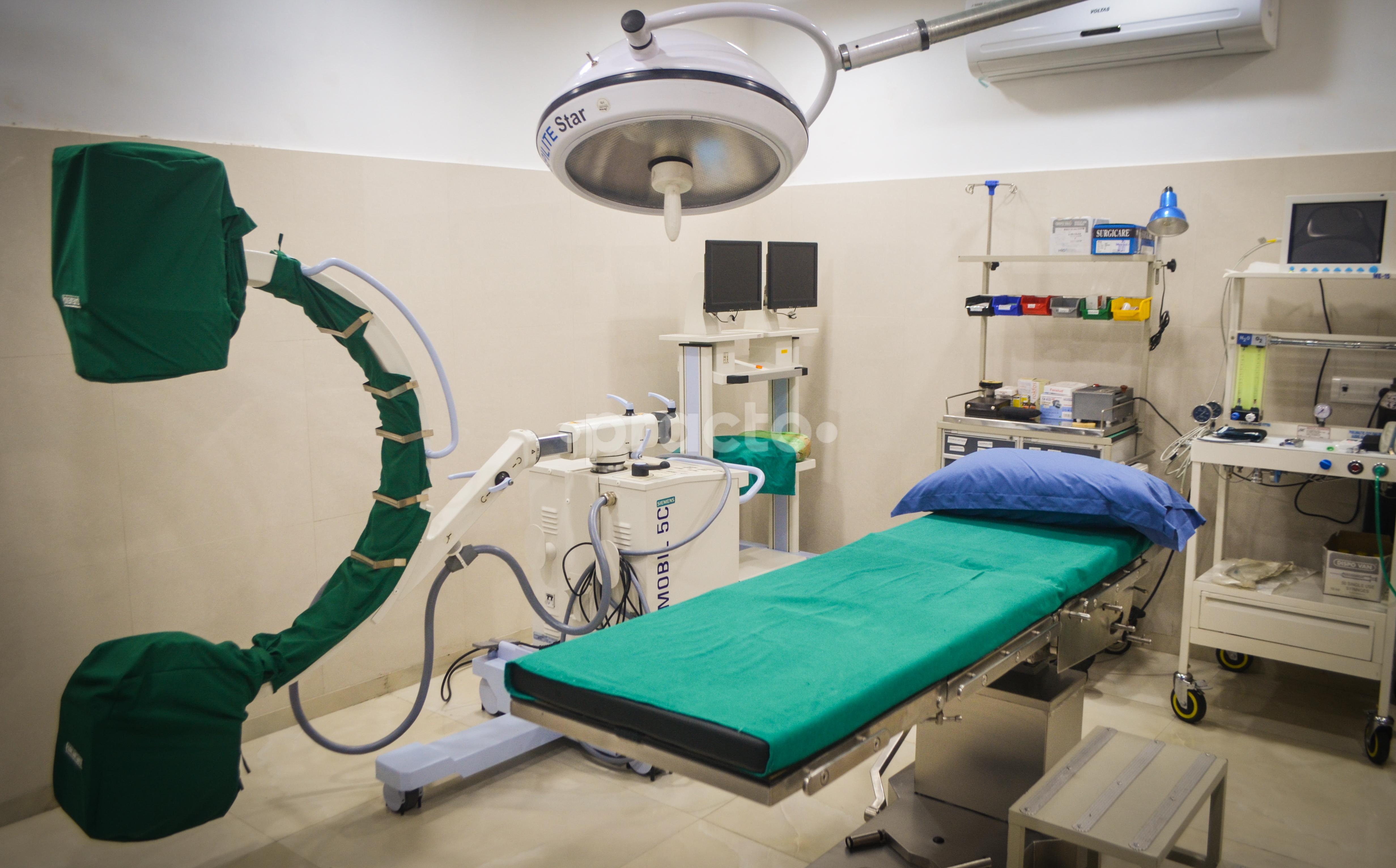 Operation Theatre at Delhi Pain Management Centre Indirapuram Ghaziabad