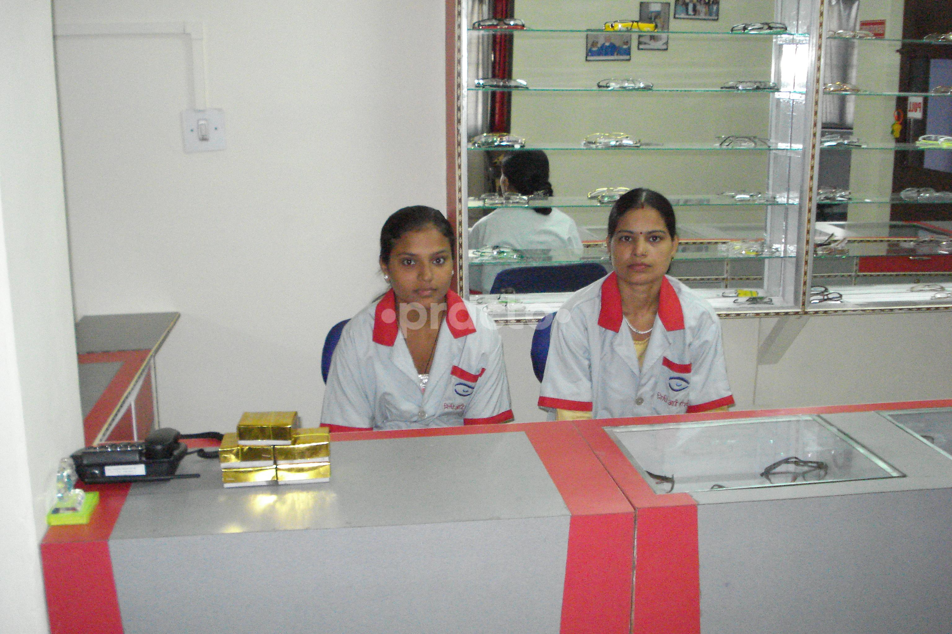 Reception at Nidhi Eye & Multispeciality Hospital Shahaganj Agra