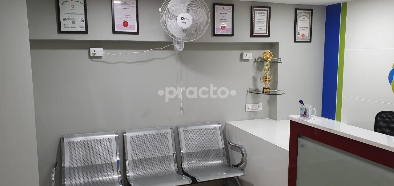 Waiting Area at Surgi - Heal Centre Kharadi Pune