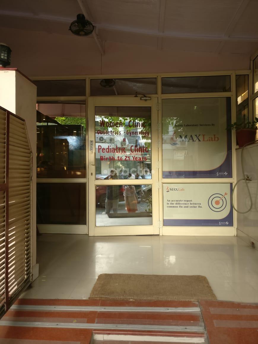 Women and Pediatric Clinic Punjabi Bagh Delhi