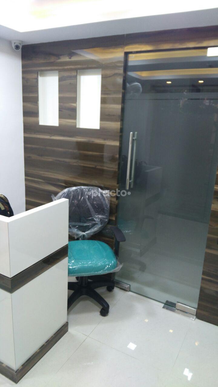 Reception at Marvel Dental Care Kondhwa Pune