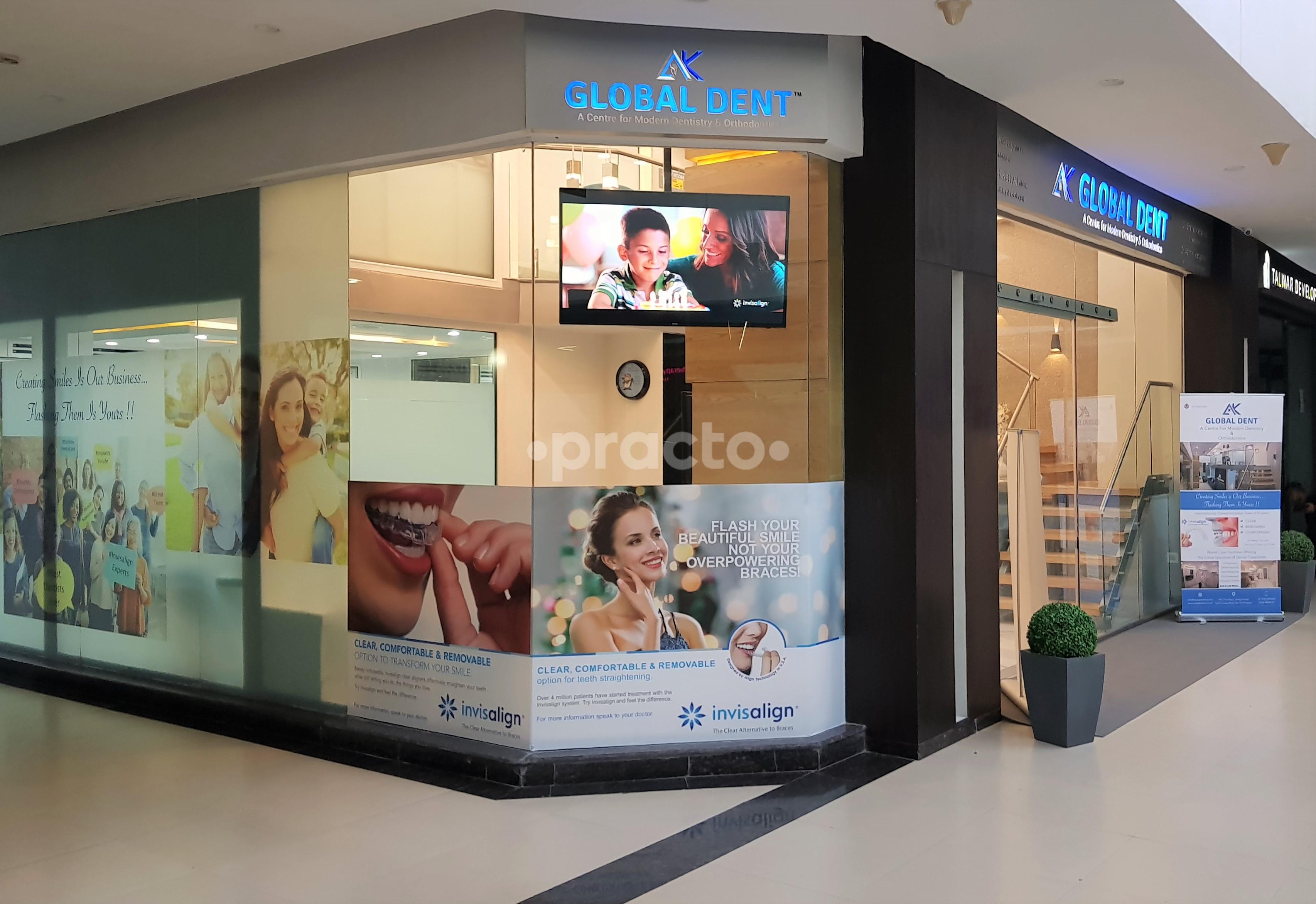 Entrance at AK GLOBAL DENT - - A Centre For Modern Dentistry And Orthodontics Gurgaon Sector 43 Gurgaon