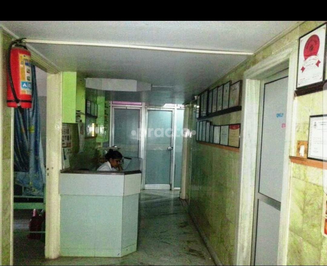 Reception at Khandelwal Dental Hospital. Malad West Mumbai