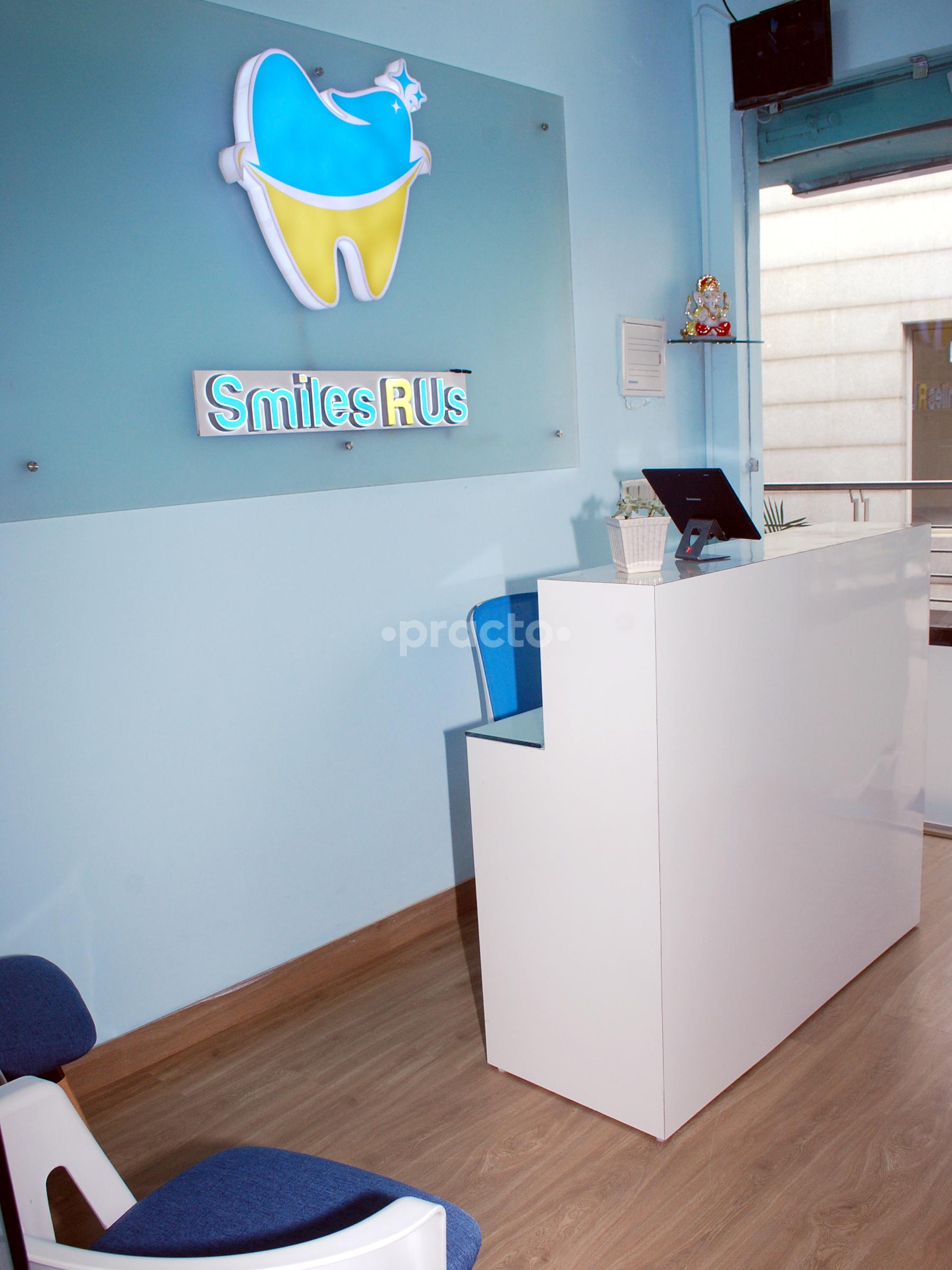 Reception at Smiles R Us Dental Care Gurgaon Sector 49 Gurgaon