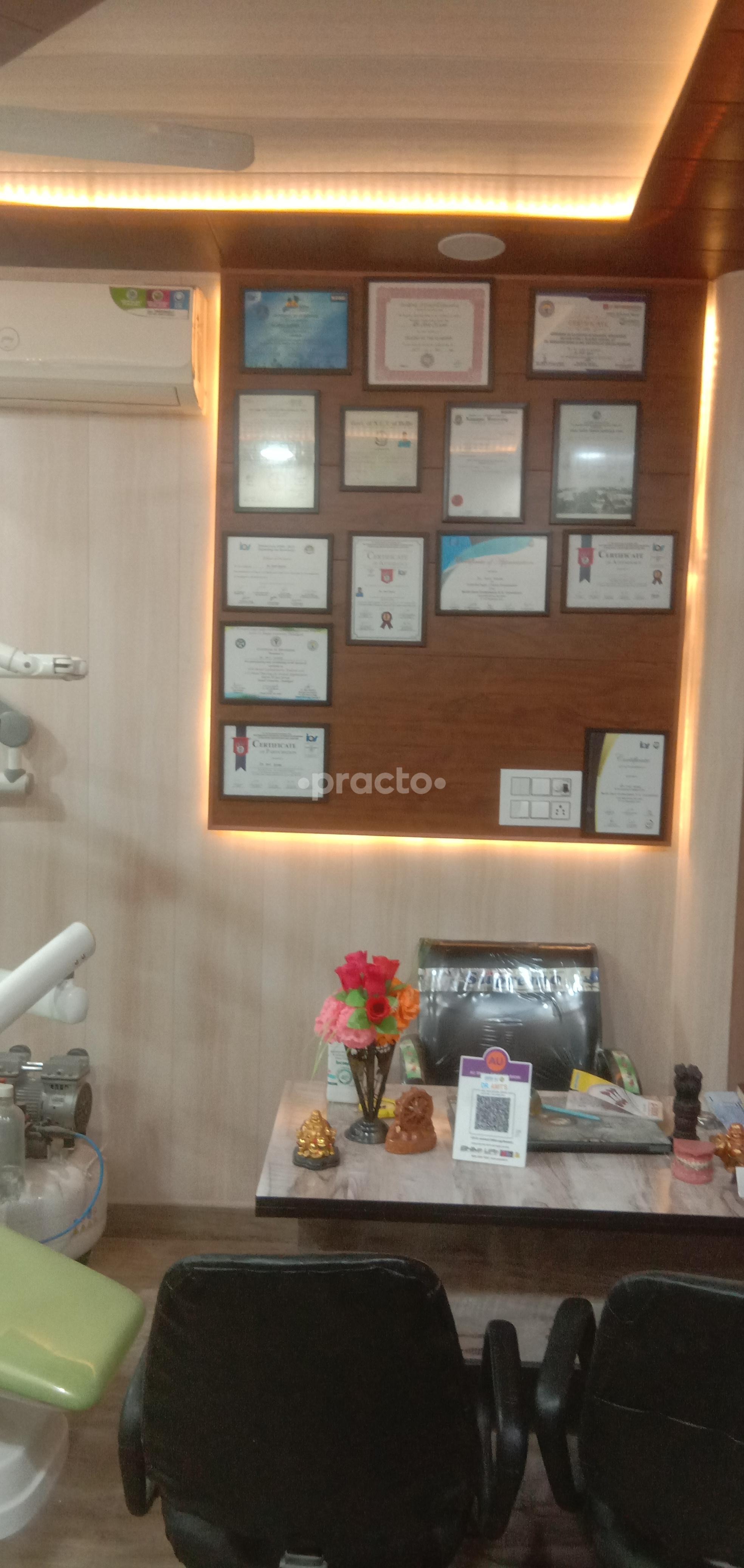 Consultation Room at Dr. Amit's Oral Health Care Center Paschim Vihar Delhi