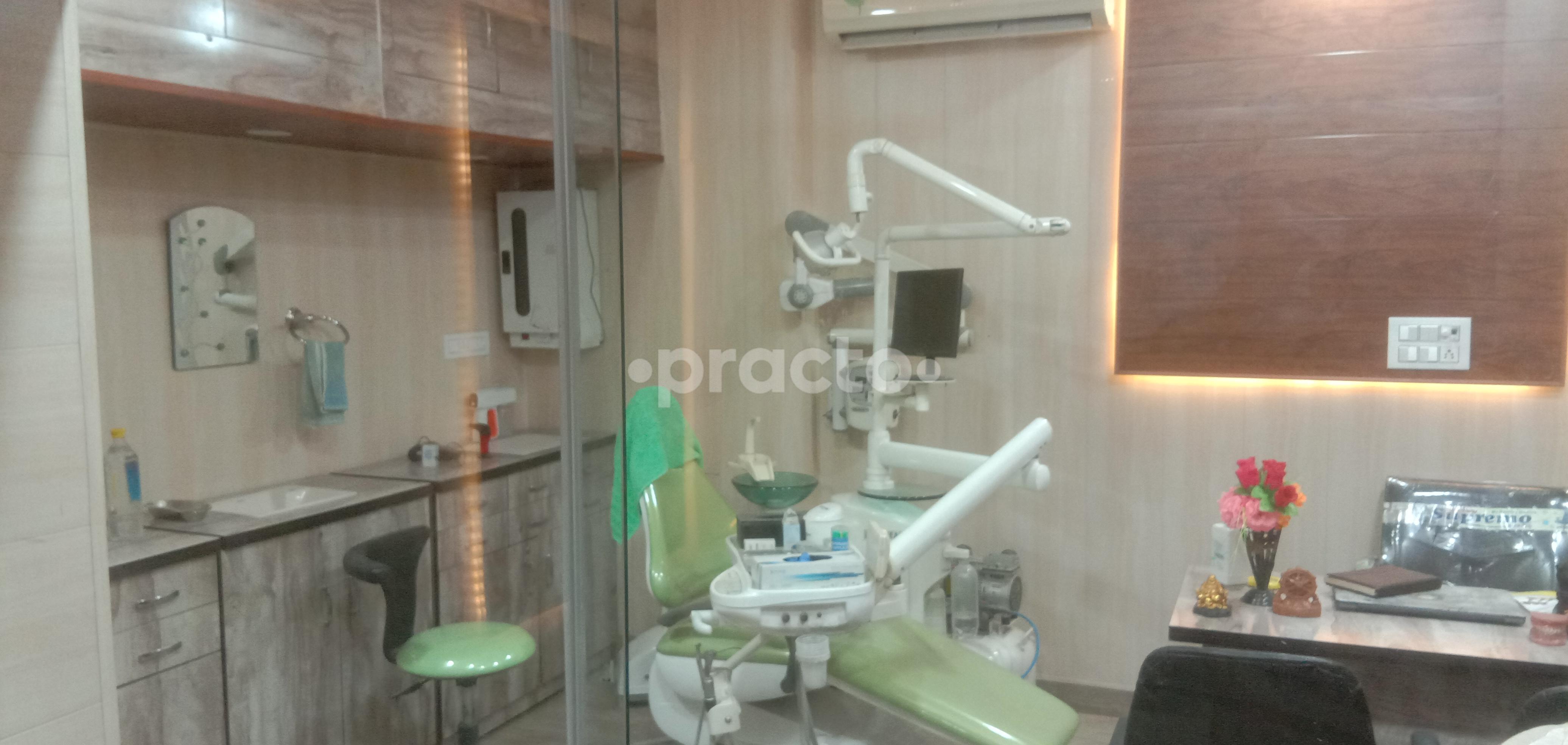 Equipment Area at Dr. Amit's Oral Health Care Center Paschim Vihar Delhi