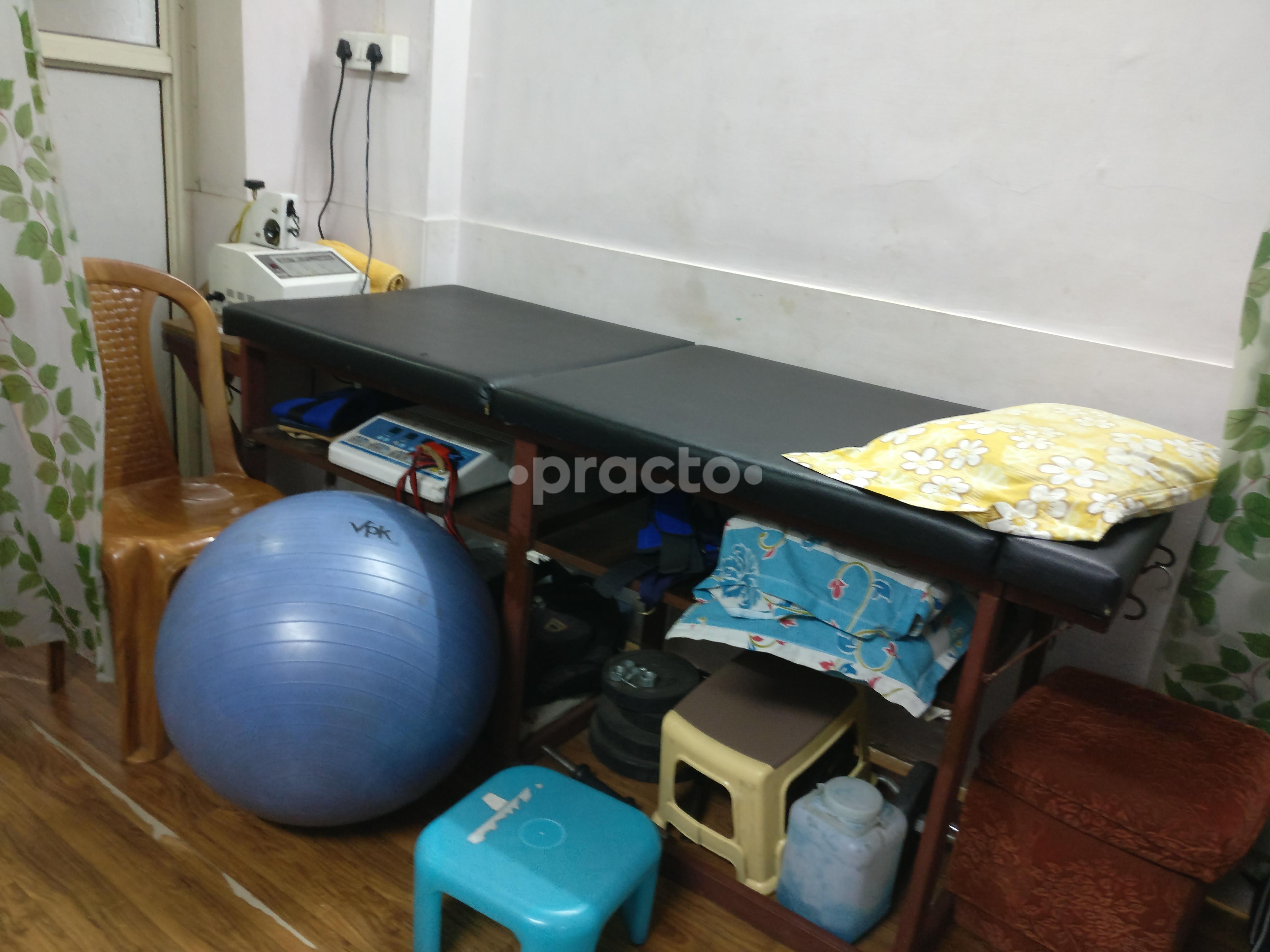 Reception at Physionic Mulund West Mumbai