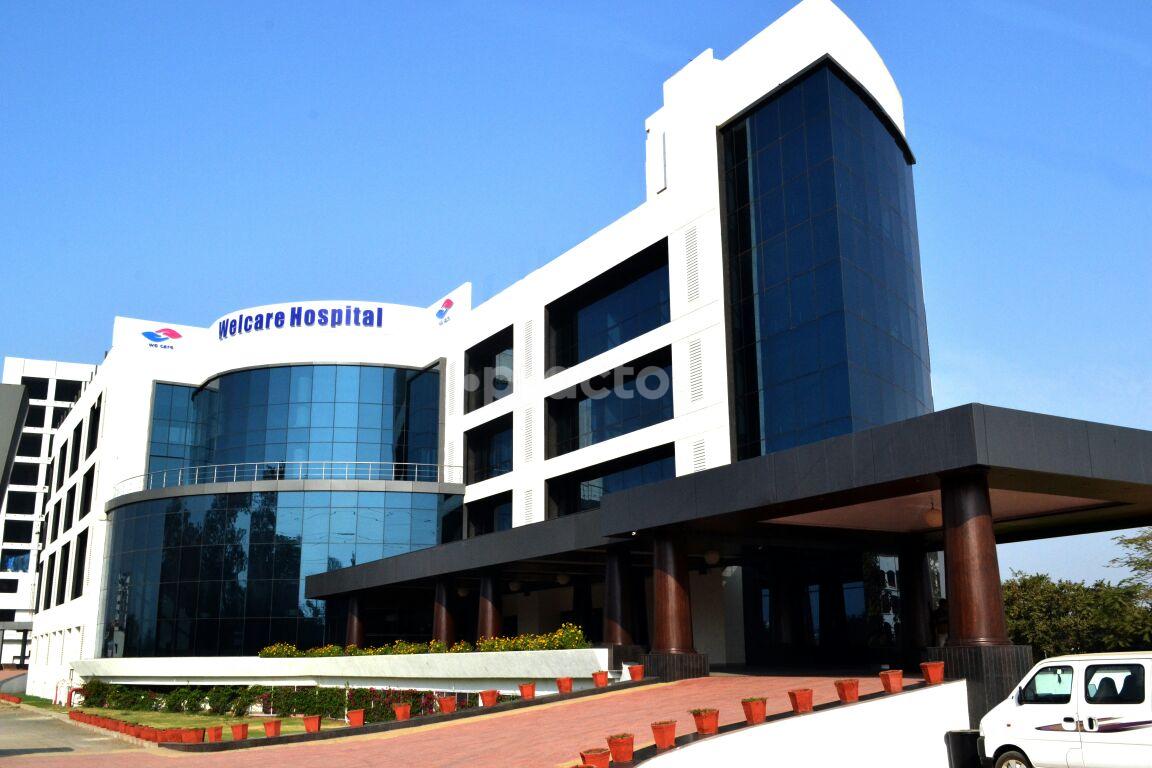 Entrance at Welcare Hospital Atladara Vadodara