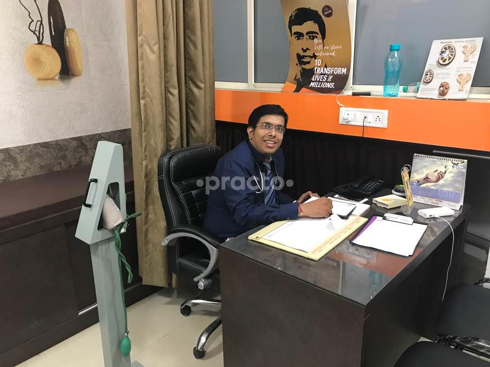 Consultation Room at Lakhani Kidney Care Ghatkopar Mumbai