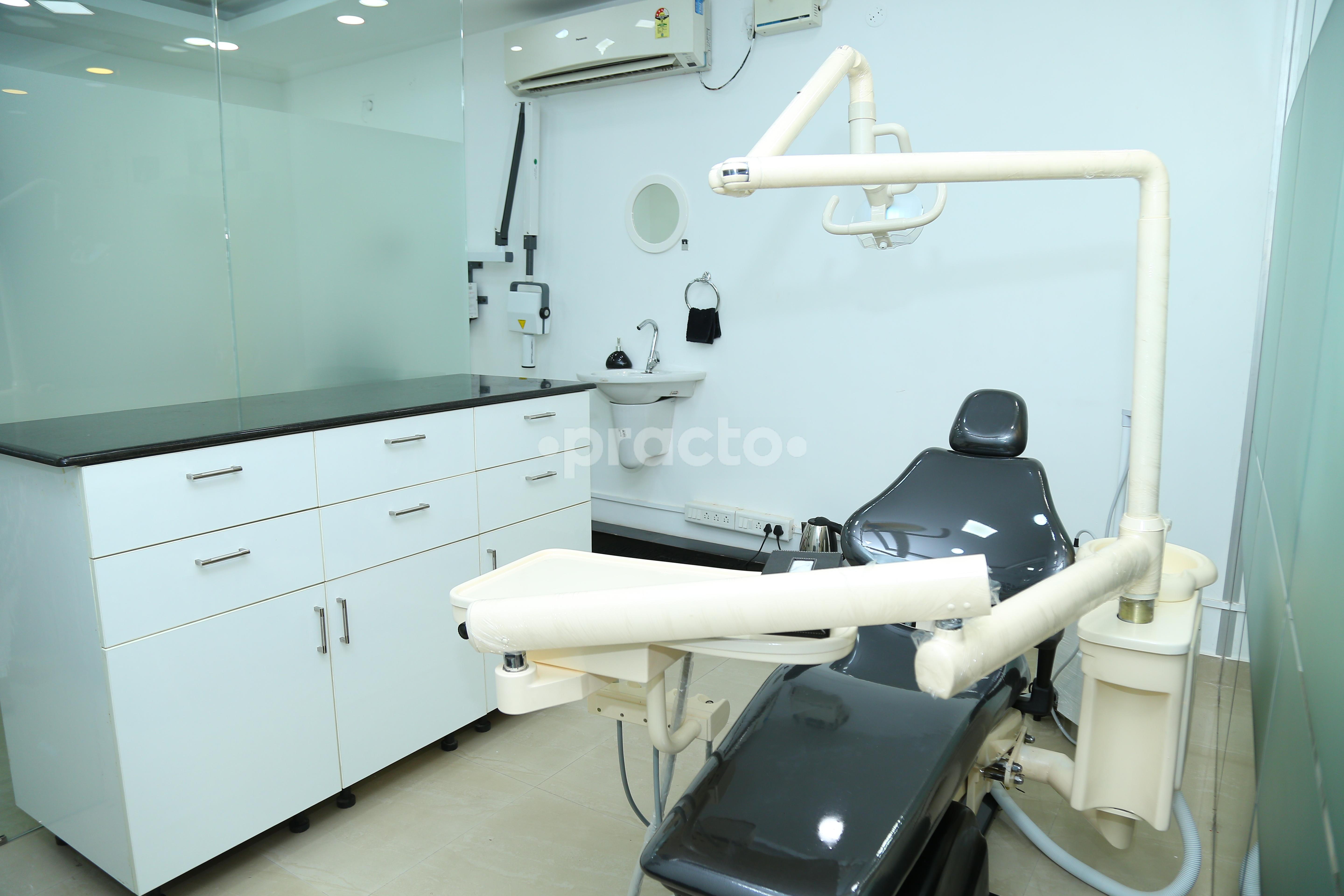 Operation Theatre at Dr. Ghoshal's Artistry Dental and Esthetic Center Ekkaduthangal Chennai