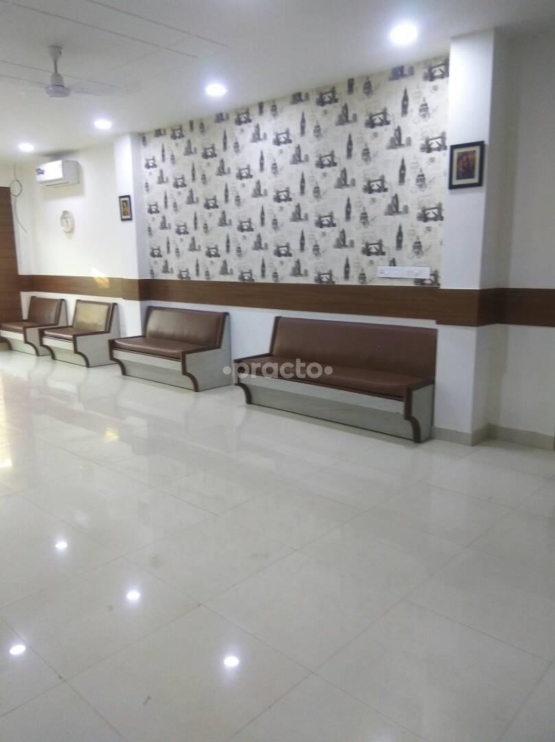 Waiting Area at Ashish Medical Centre Vaishali Ghaziabad