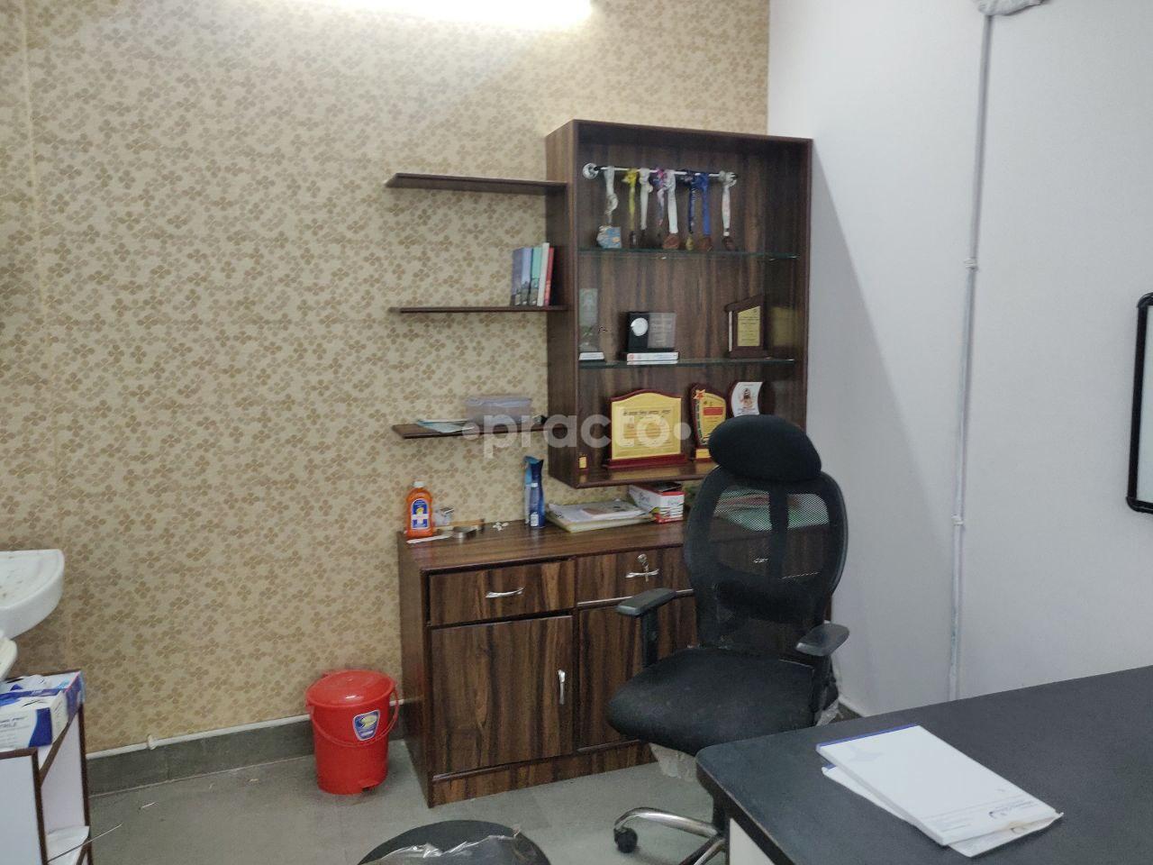 Consultation Room at Advance ENT Clinic Sector-11 Pratap Nagar Jaipur