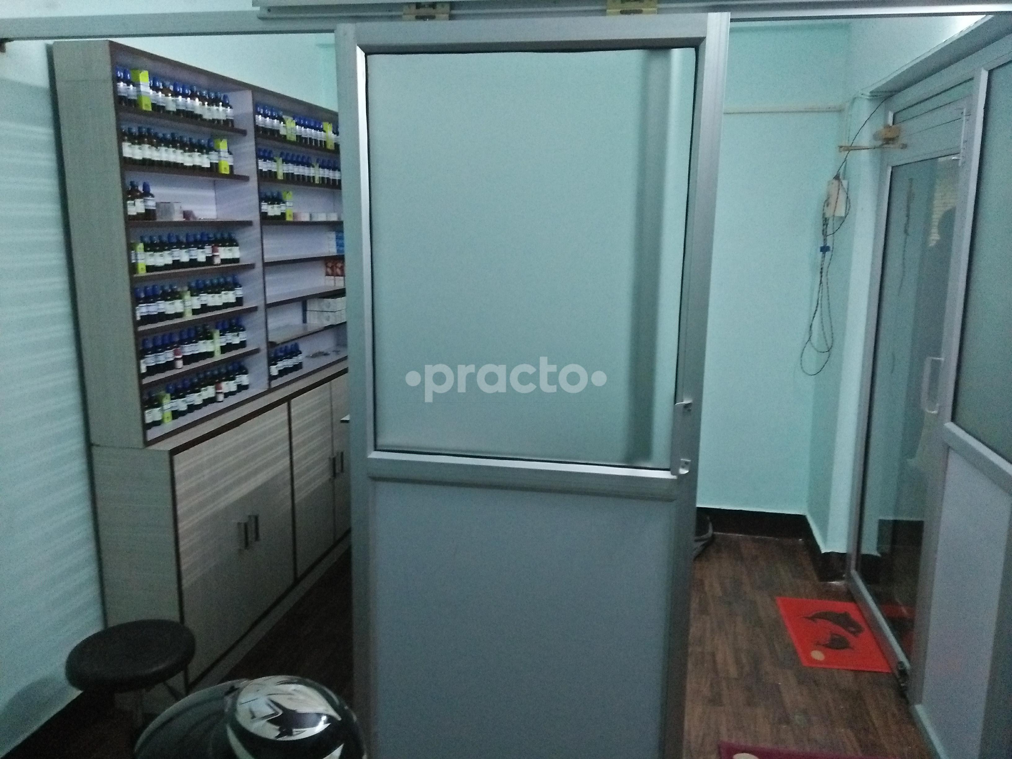 Waiting Area at DuceNatura Homeopathic Center Khurram Nagar Lucknow