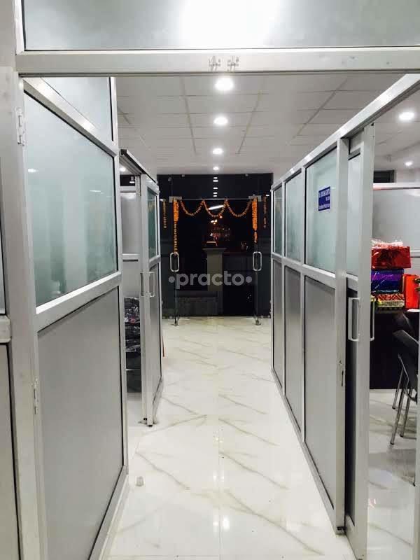 Waiting Area at Shourya Polyclinic And Vaccination Centre Indira Nagar Lucknow