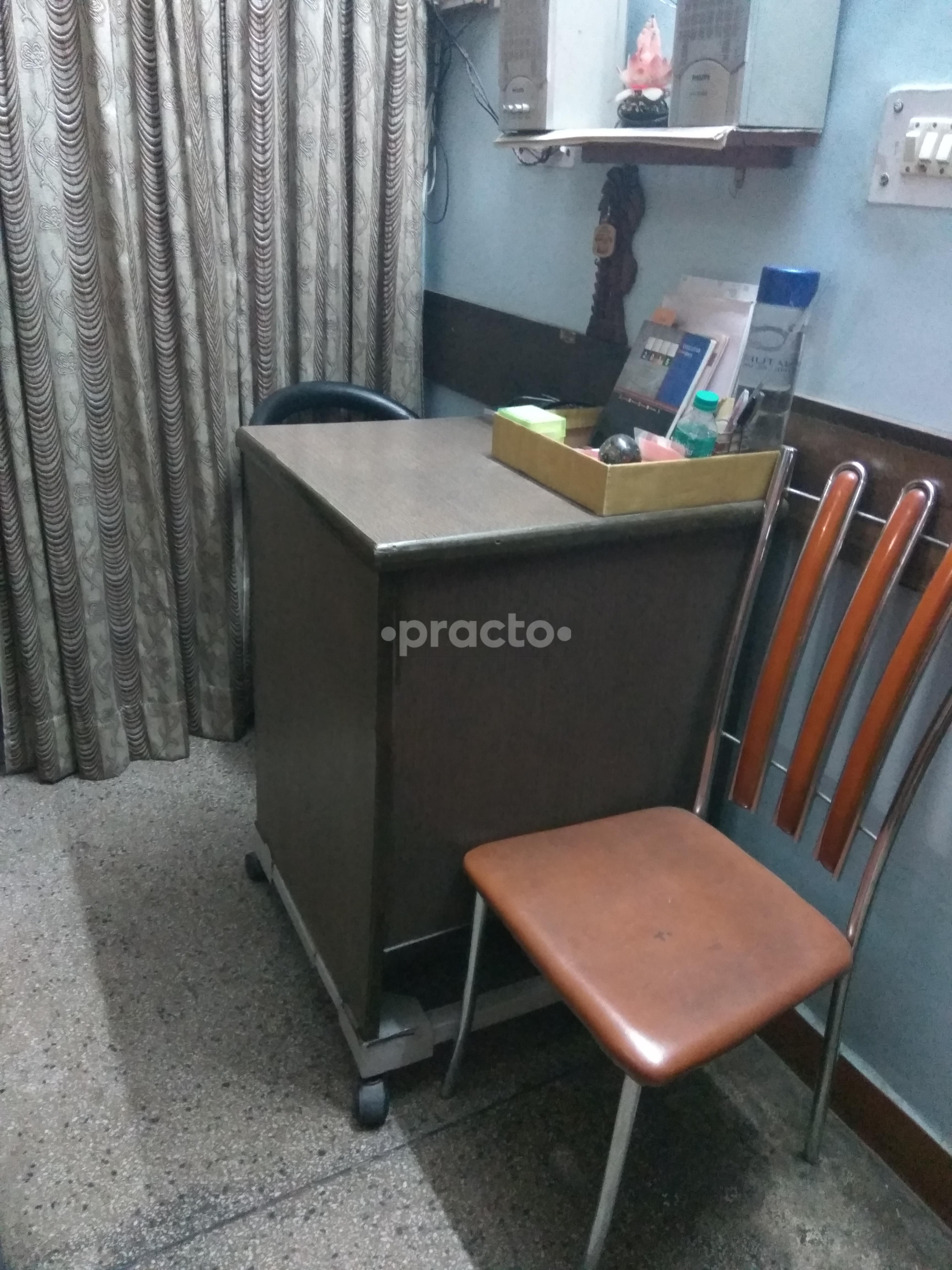 Reception at Surya Homeo Clinic Paschim Vihar Delhi