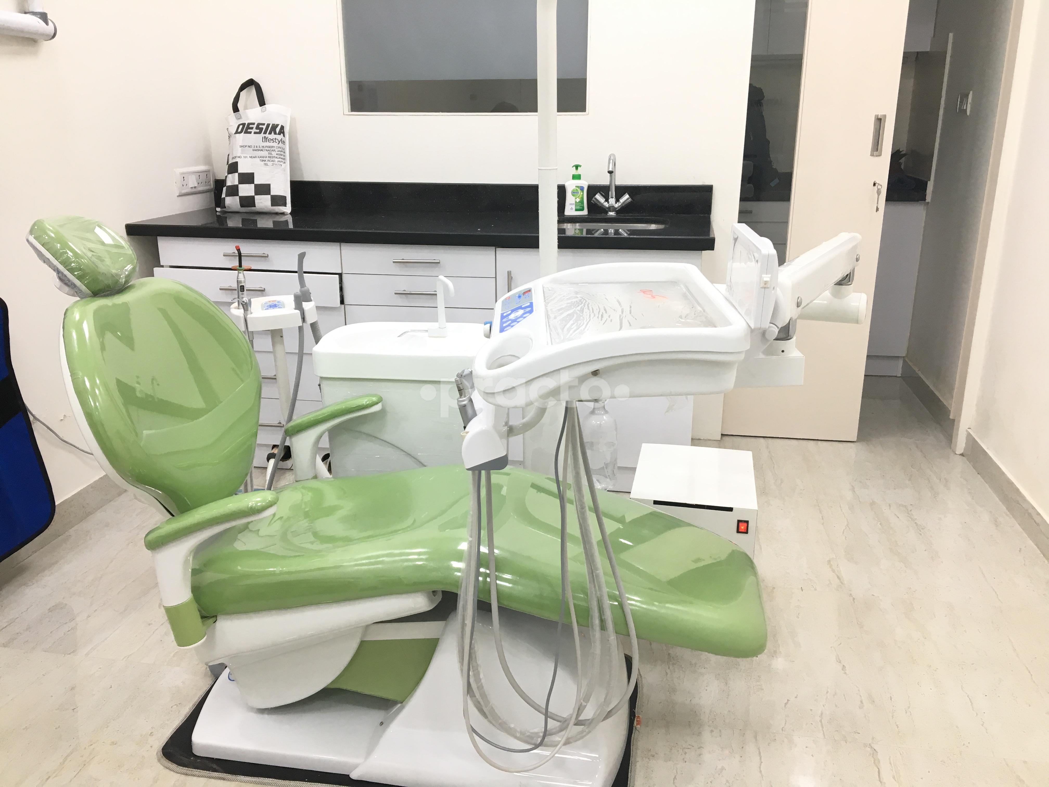 OPD/Ward at Curve Dental Gurgaon Sector 50 Gurgaon