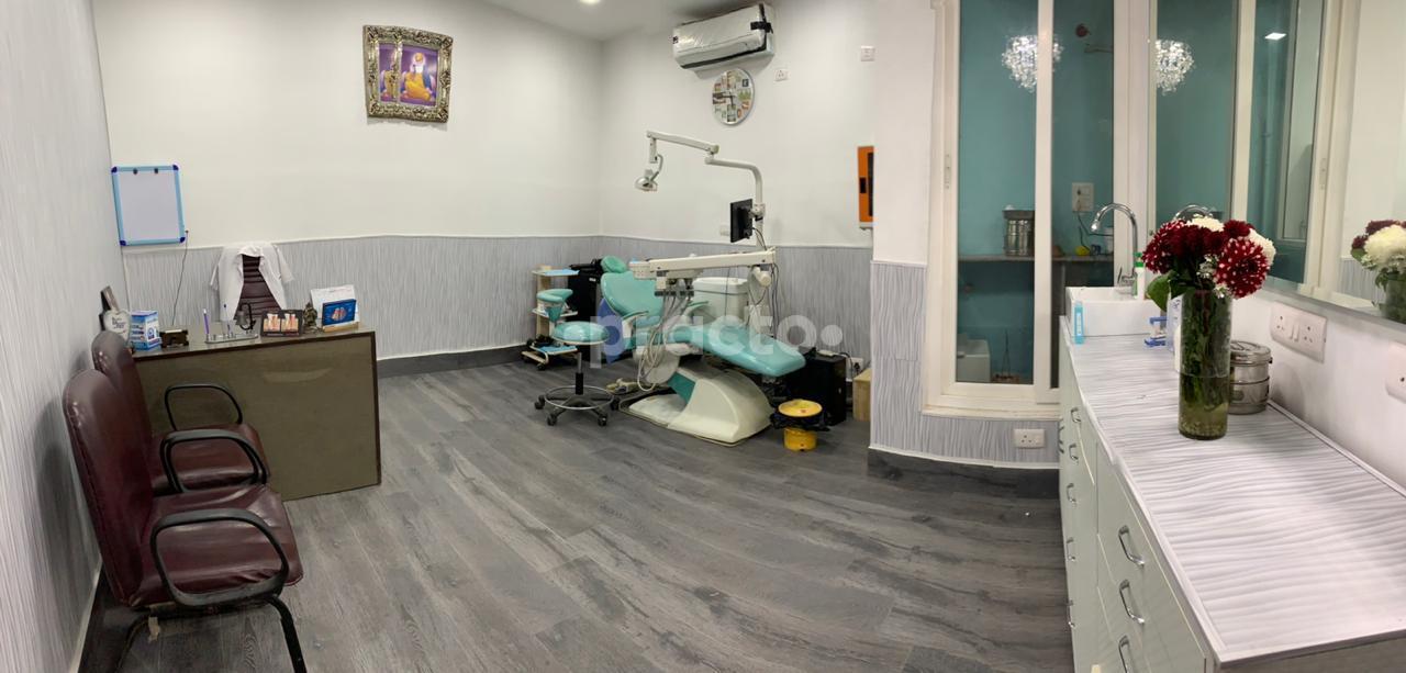 OPD/Ward at Dentem the Dental & Orthodontic Clinic Chattarpur Delhi
