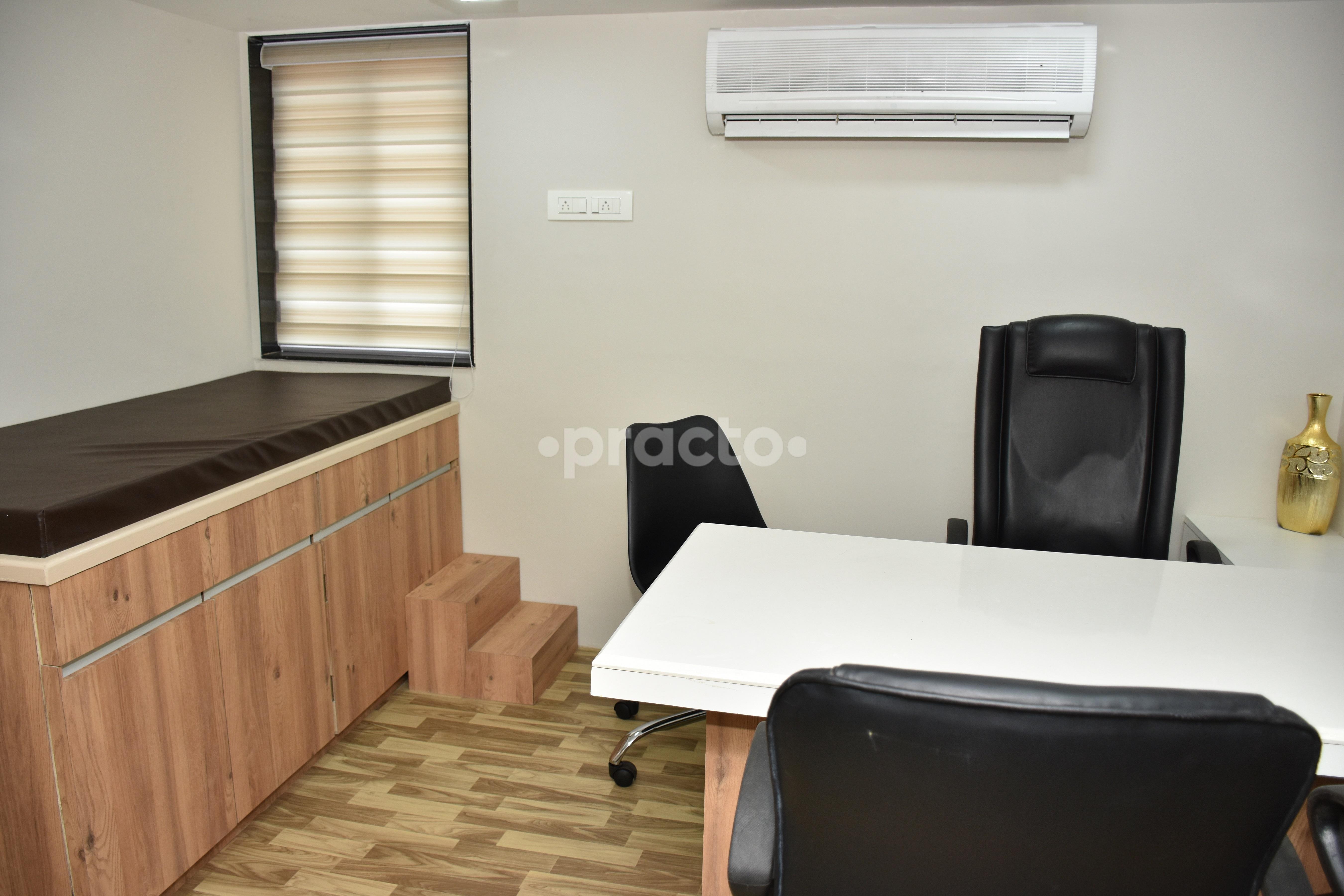 Mittal Clinic Bhatar Surat