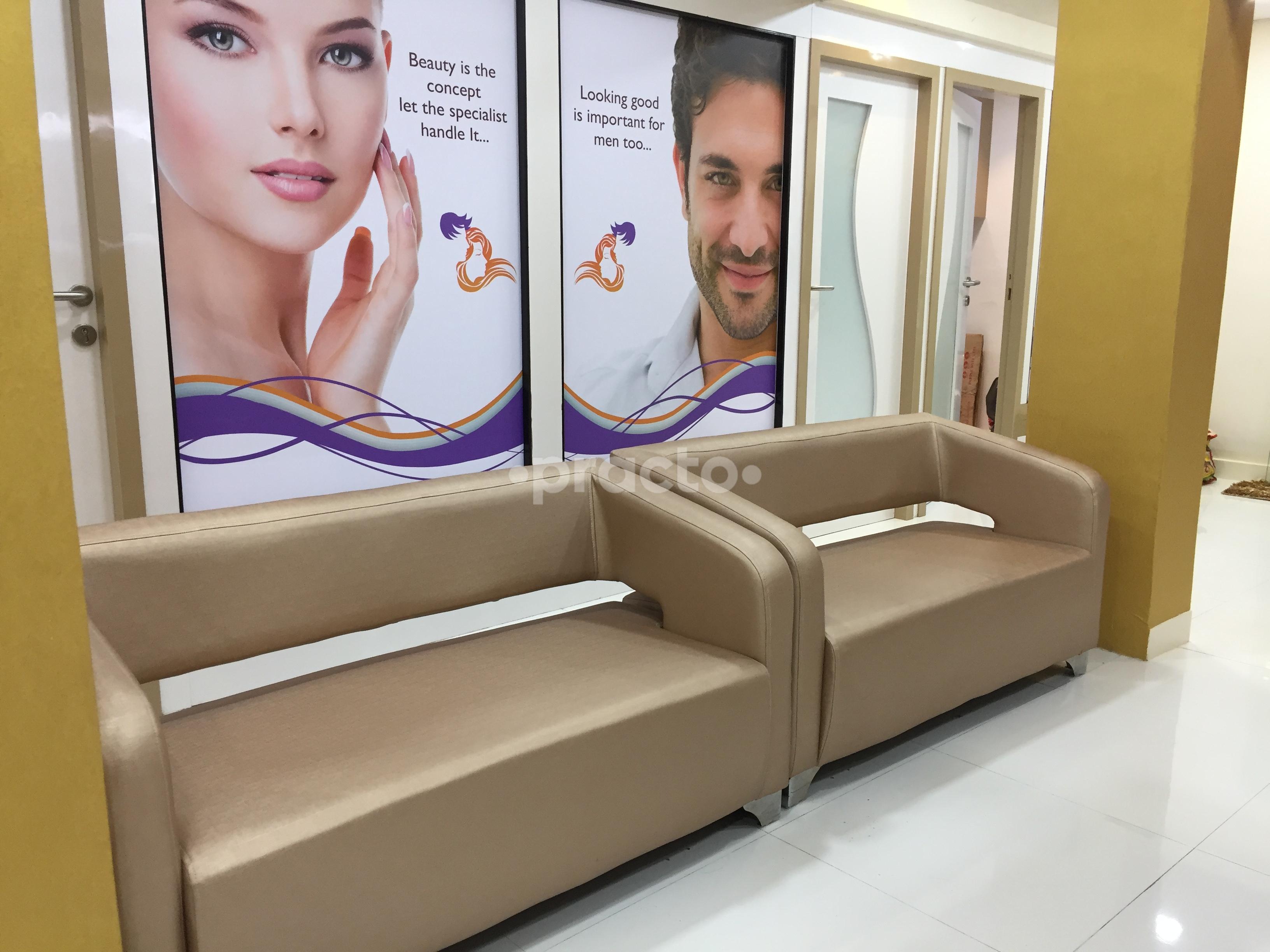 Waiting Area at Swa-Astitva Aesthetic Laser Center Mulund West Mumbai