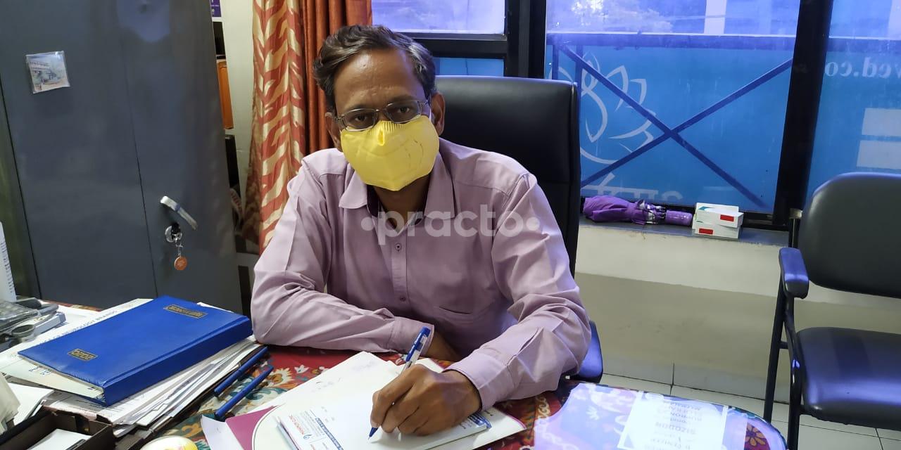 Consultation Room at Mahamuni Clinic Tilak Road Pune
