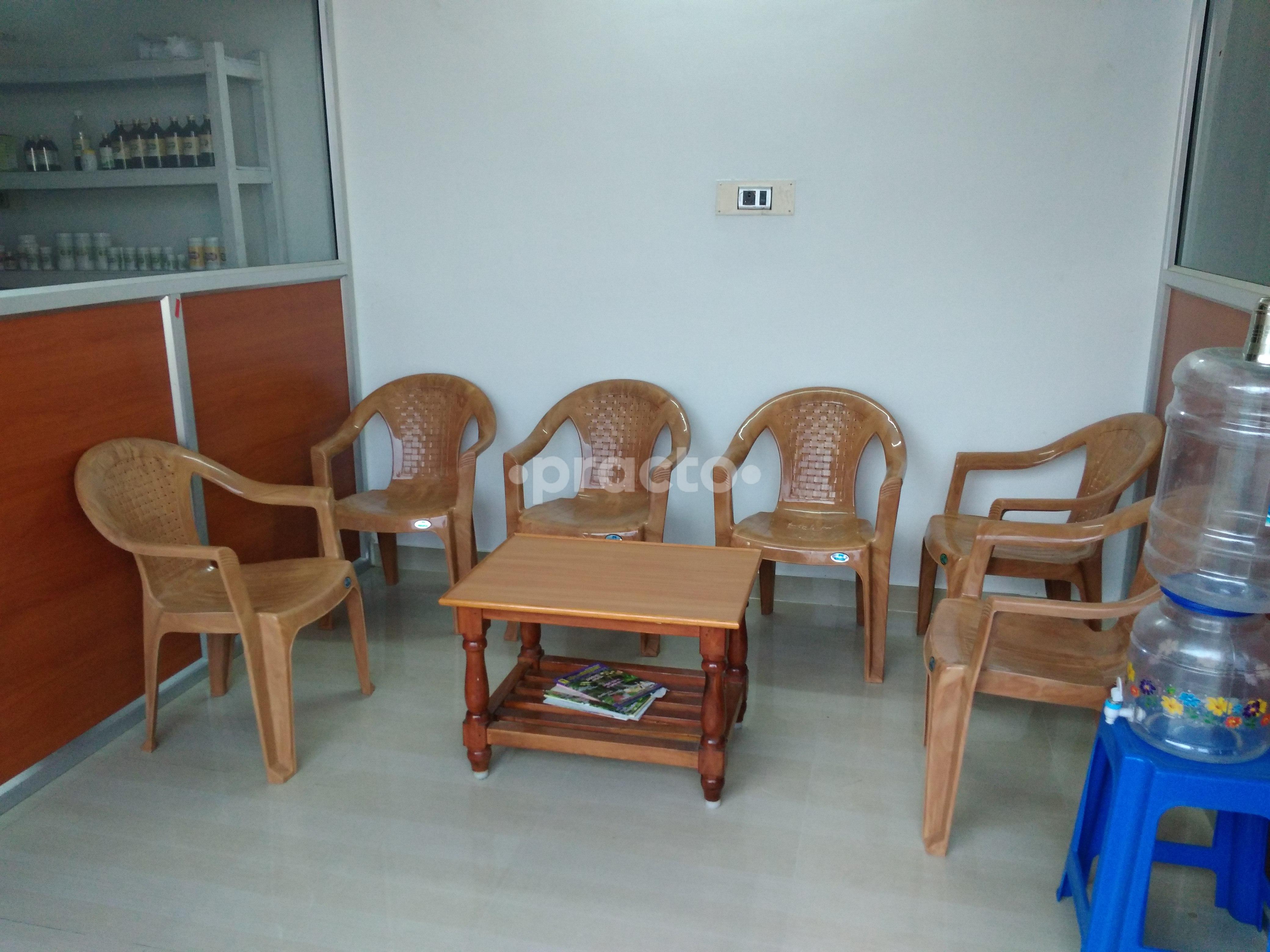 Waiting Area at Subbu Siddha Clinic & Varma Massage Centre Chitlapakkam Chennai