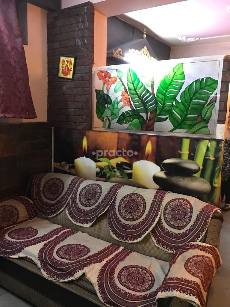 Reception at Nadavanam Kerala Ayurvedic Clinic IP Extension Delhi