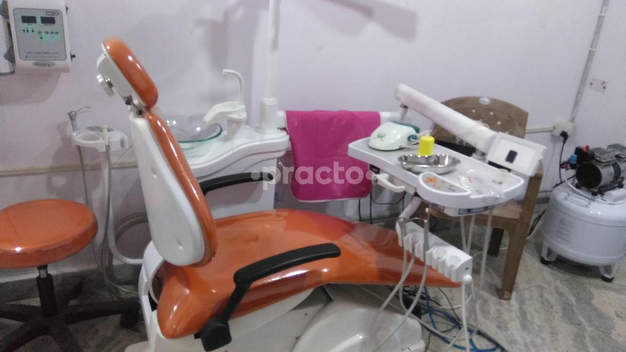 Services at Smile Shot Dental Clinic New Ashok Nagar Delhi