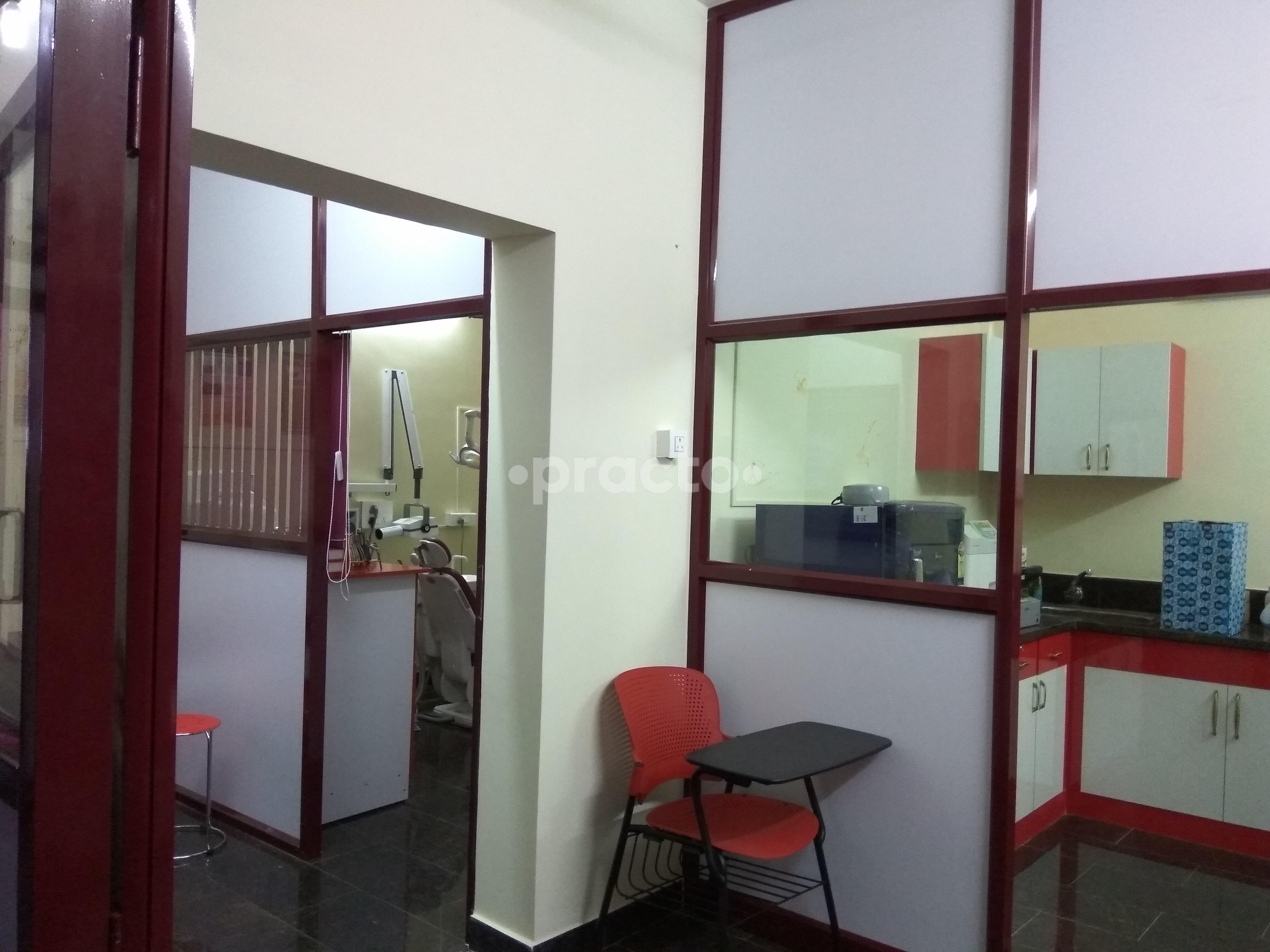 Reception at Subhiksha Dental Clinic Kovaipudur Coimbatore