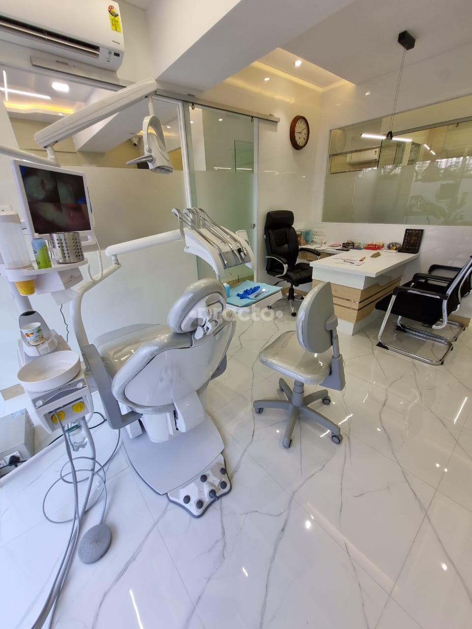 Equipment Area at Dr. Rai's Dental Avenue Thane West Thane