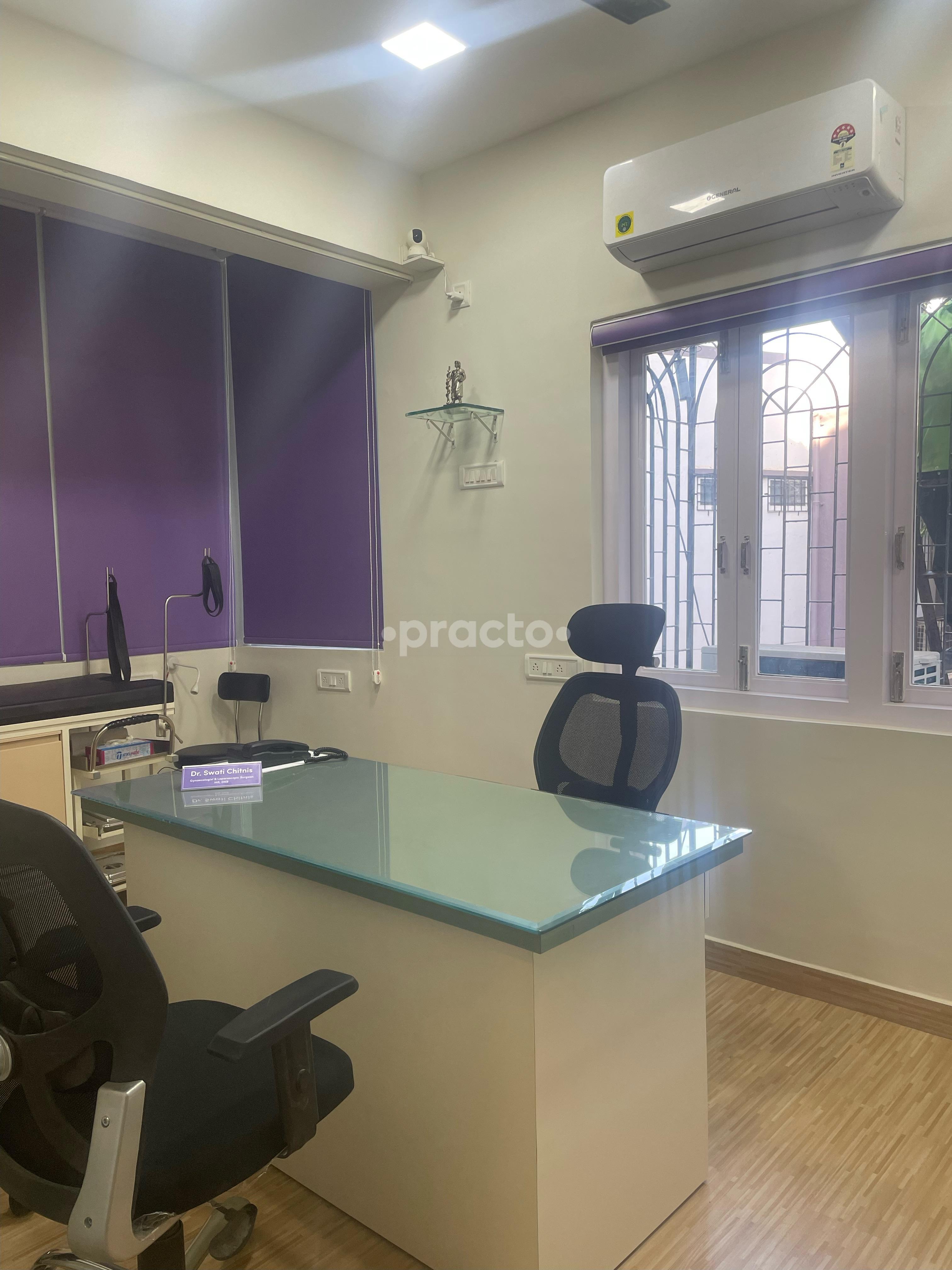 Consultation Room at Snowdrops Clinic Khar West Mumbai