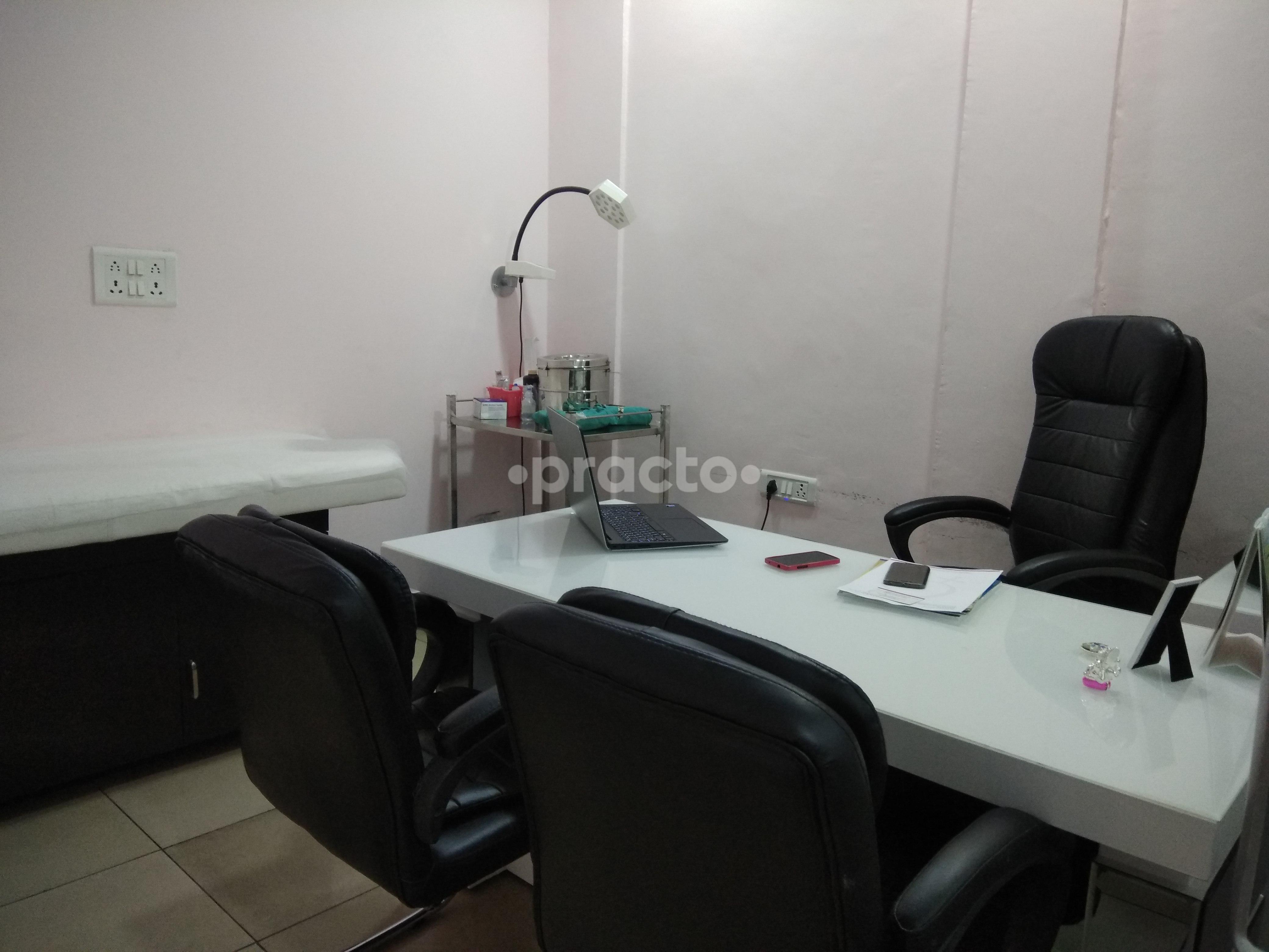 Waiting Area at iWomen Clinic Punjabi Bagh Delhi