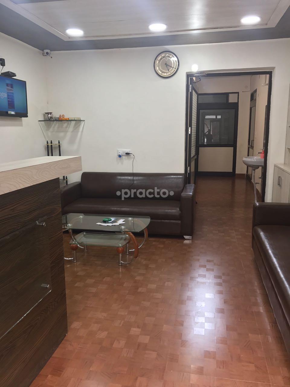 Reception at My Hair My Doctor Subhash Nagar Delhi