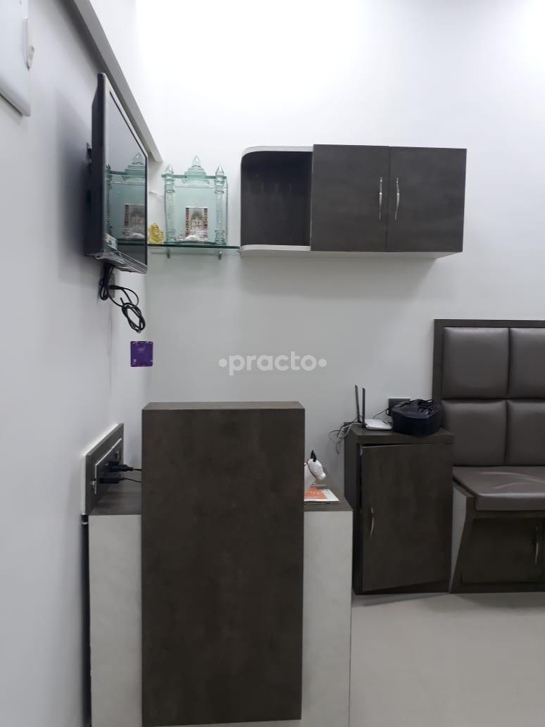 Reception Area at Apex Vision Eye Care & Laser Centre Andheri East Mumbai