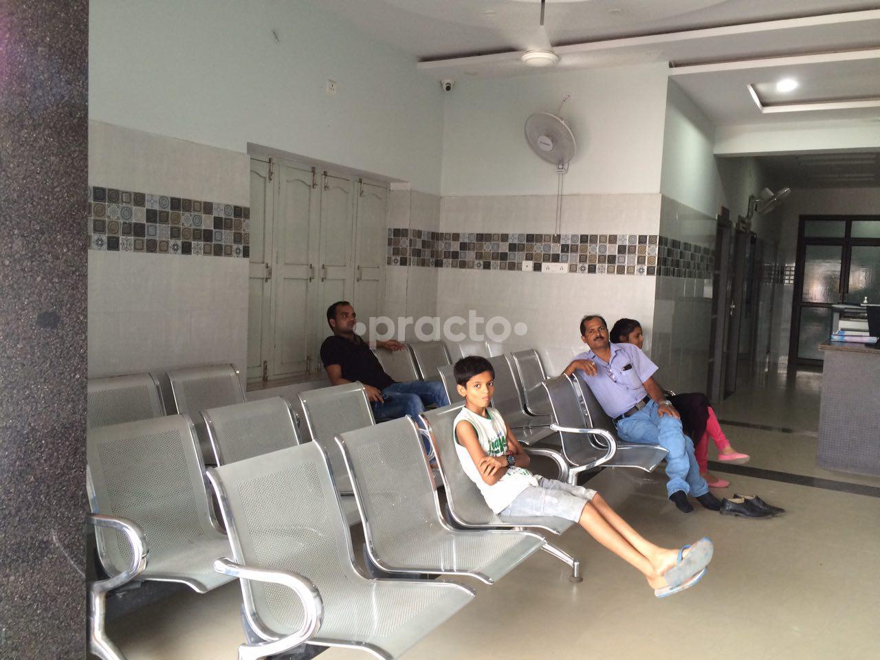 Waiting Area at Dr P N Jaiswal Ent Clinic Gorakhnath Mandir Gorakhpur