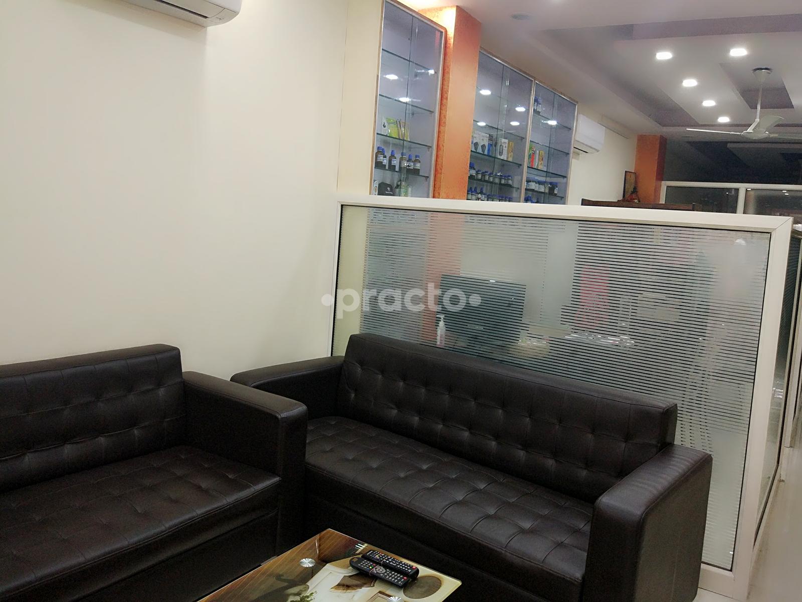 Waiting Area at Sobhagyadeep Health Centre South Extension 1 Delhi