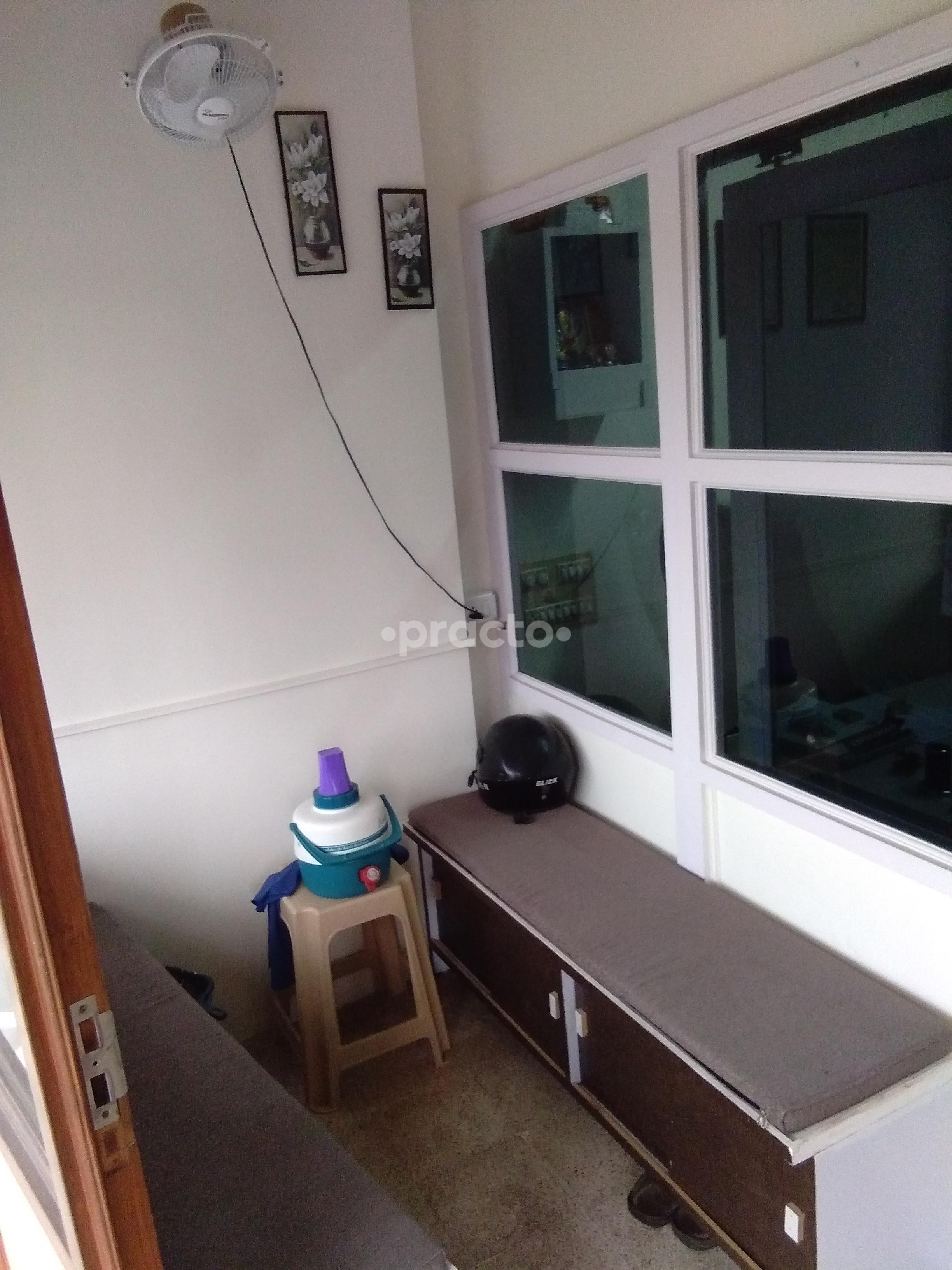 Waiting Area at Saving 32 Dental Care Chandkheda Ahmedabad