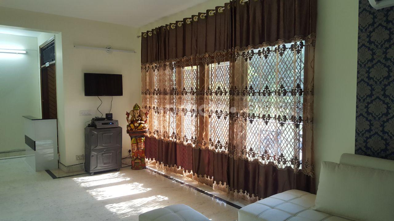 Waiting Area at The Dental Home Sushant Lok I Gurgaon