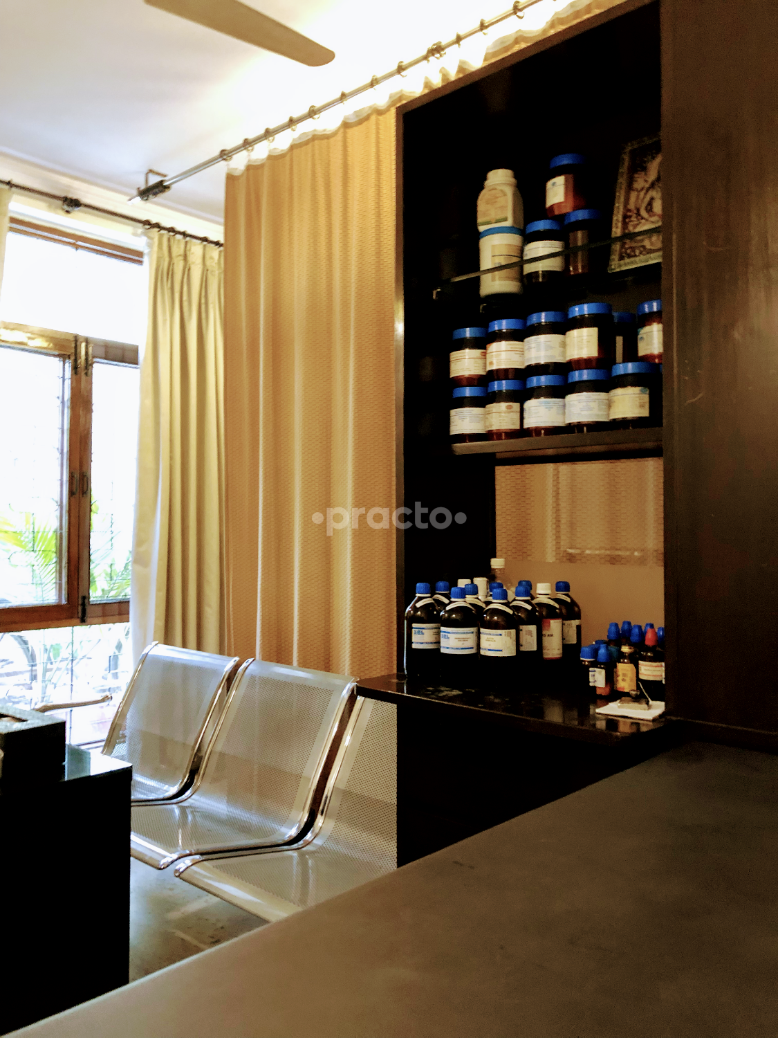 Equipment Area at Dr. Rekha Mendiratta's Homepathic Clinic Sector 40 Noida