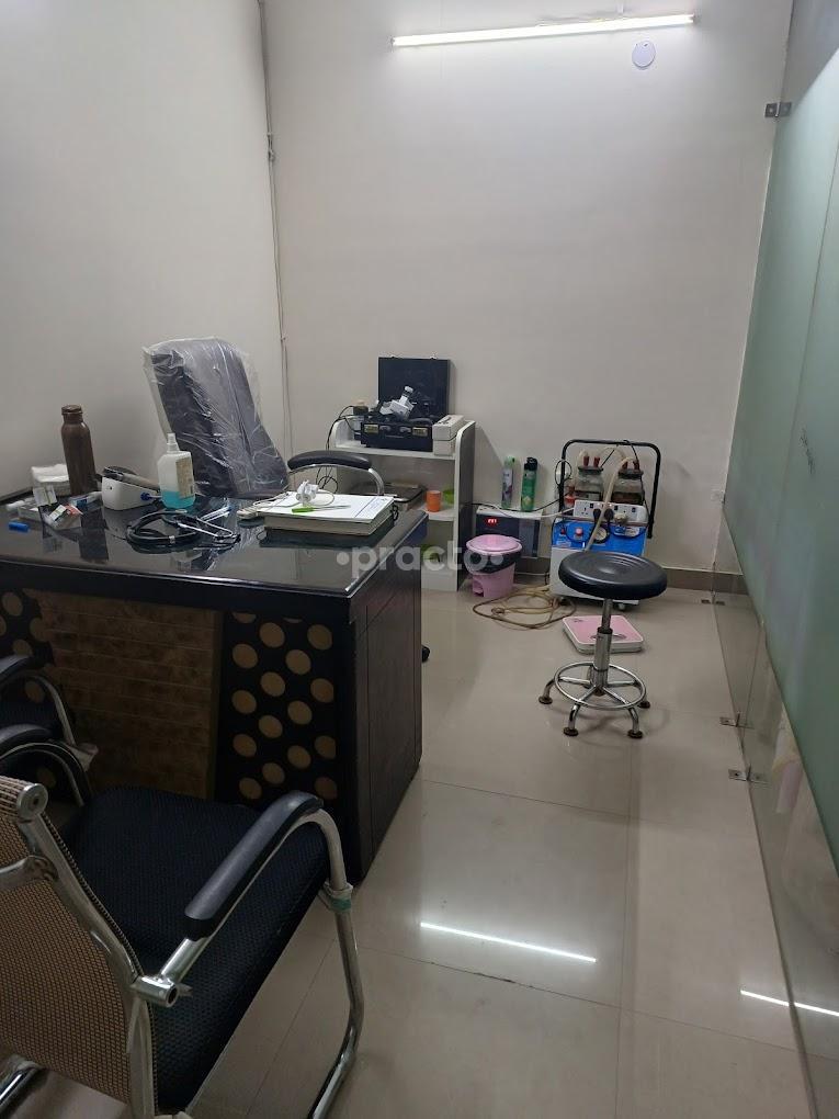 Consultation Room at Cure & Care Sushant Lok I Gurgaon