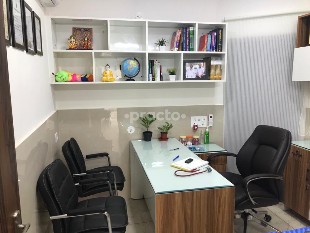 Consultation Room at Kilkari Children Clinic Surya Nagar Ghaziabad