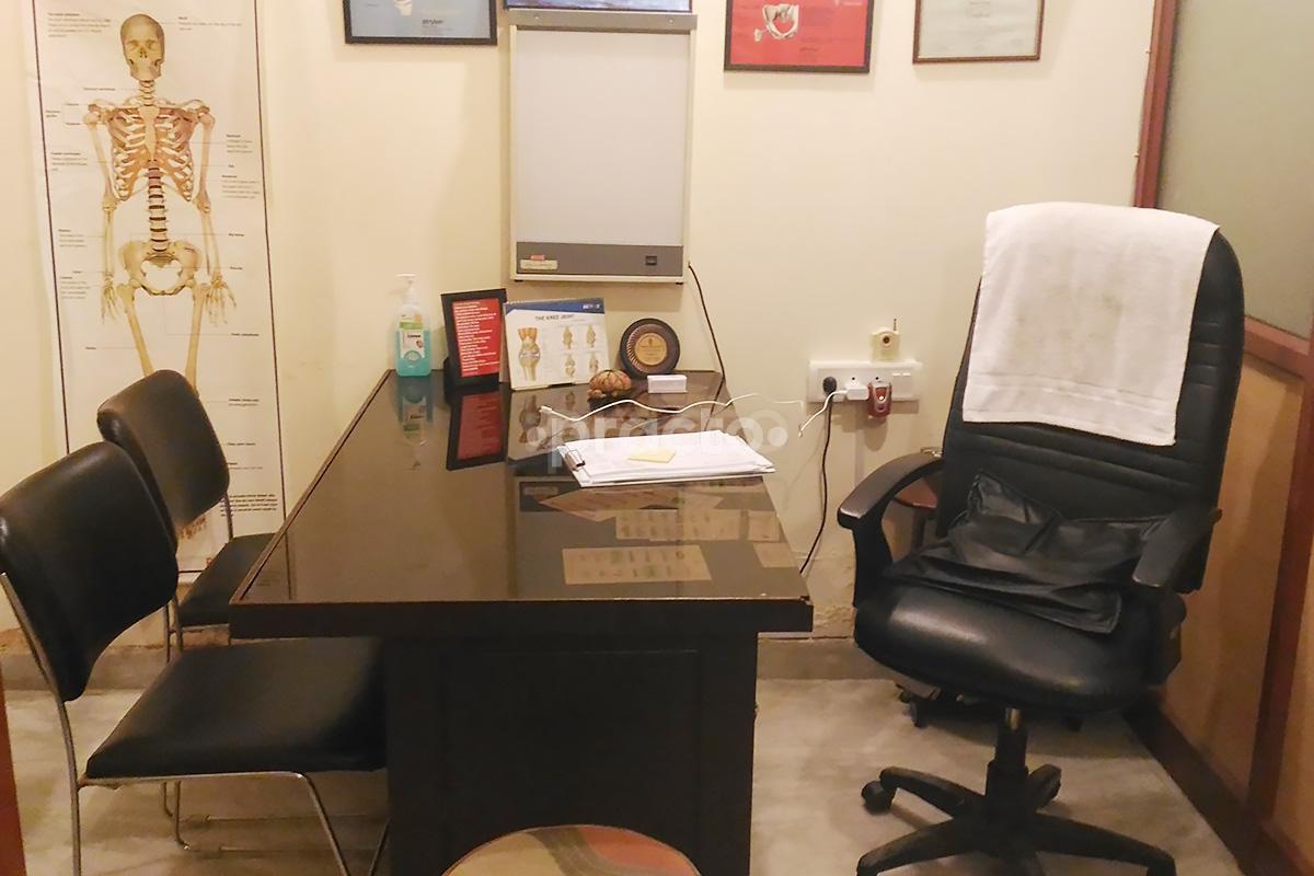OPD/Ward at Dr Bagejas Ortho & Knee Clinic Dwarka Sector 7 Delhi