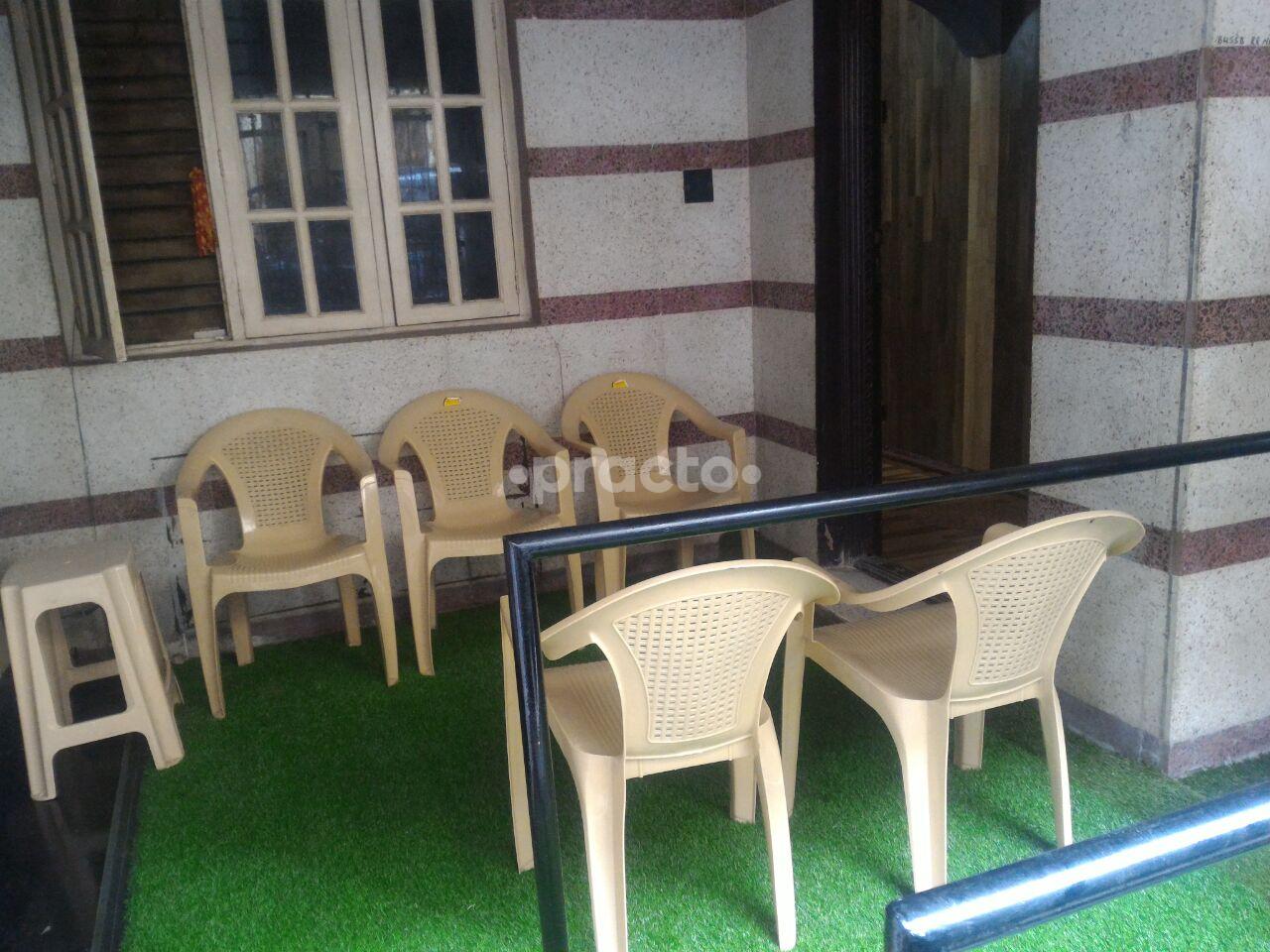 Waiting Area at Shekar's Physiocare Physiotherapy & Fitness Center BTM Layout 2nd Stage Bangalore