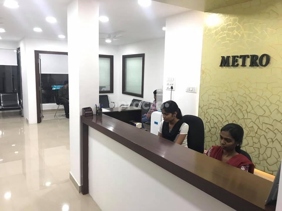 Reception at Metro Dentistry II Tolichowki Hyderabad