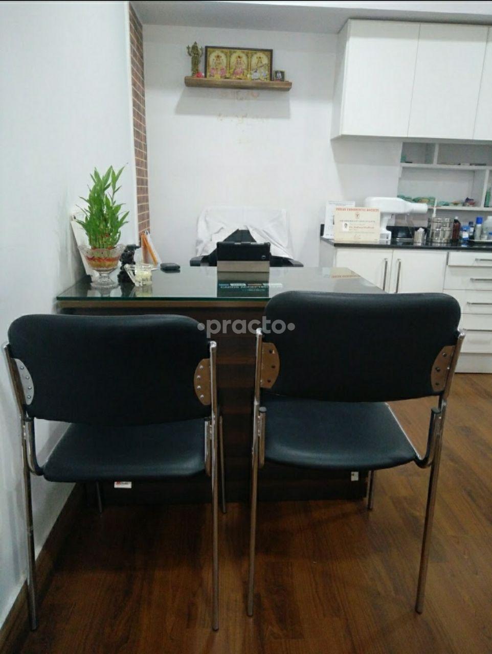 Sriraksha Dental Clinic And Implant Centre Ganganagar Bangalore