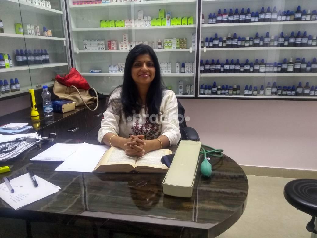 Dr Preeti Garg Vasundhra Enclave Delhi