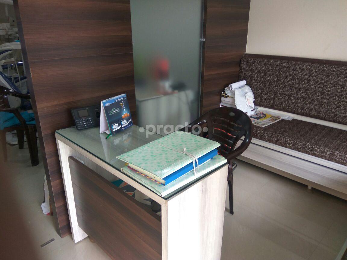 Reception at Dr Smiles Dental Clinic Erragadda Hyderabad