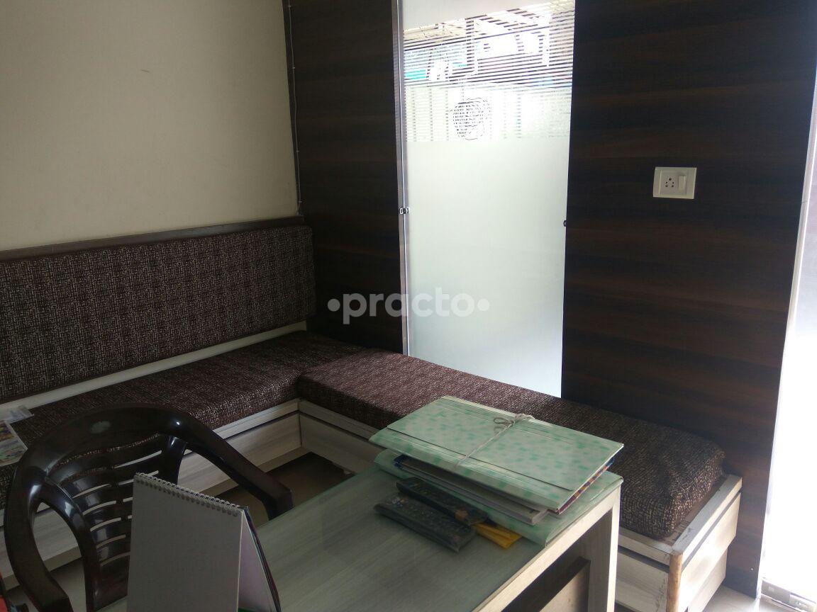 Waiting Area at Dr Smiles Dental Clinic Erragadda Hyderabad