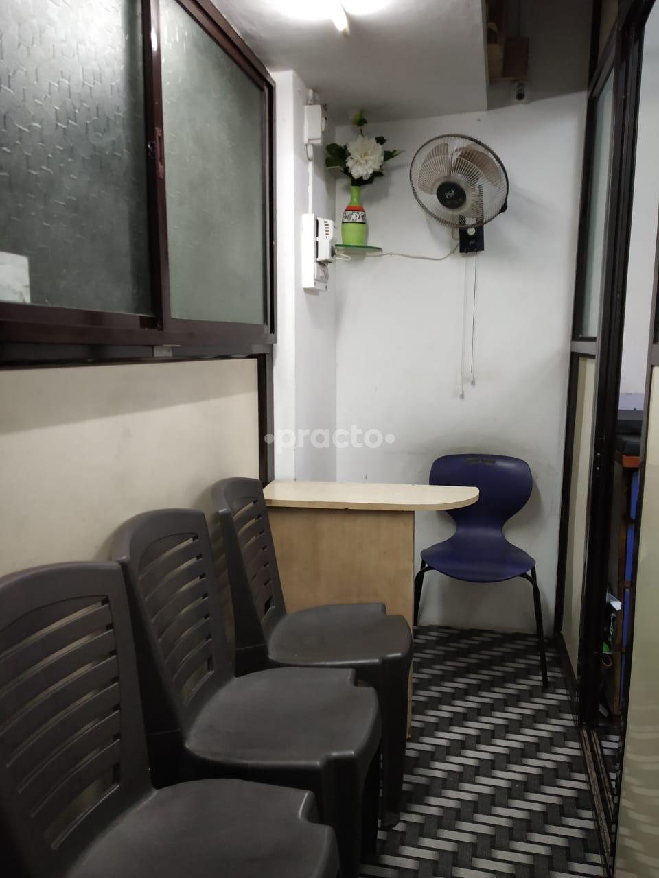 Waiting Area at Rohan Clinic Kharadi Pune