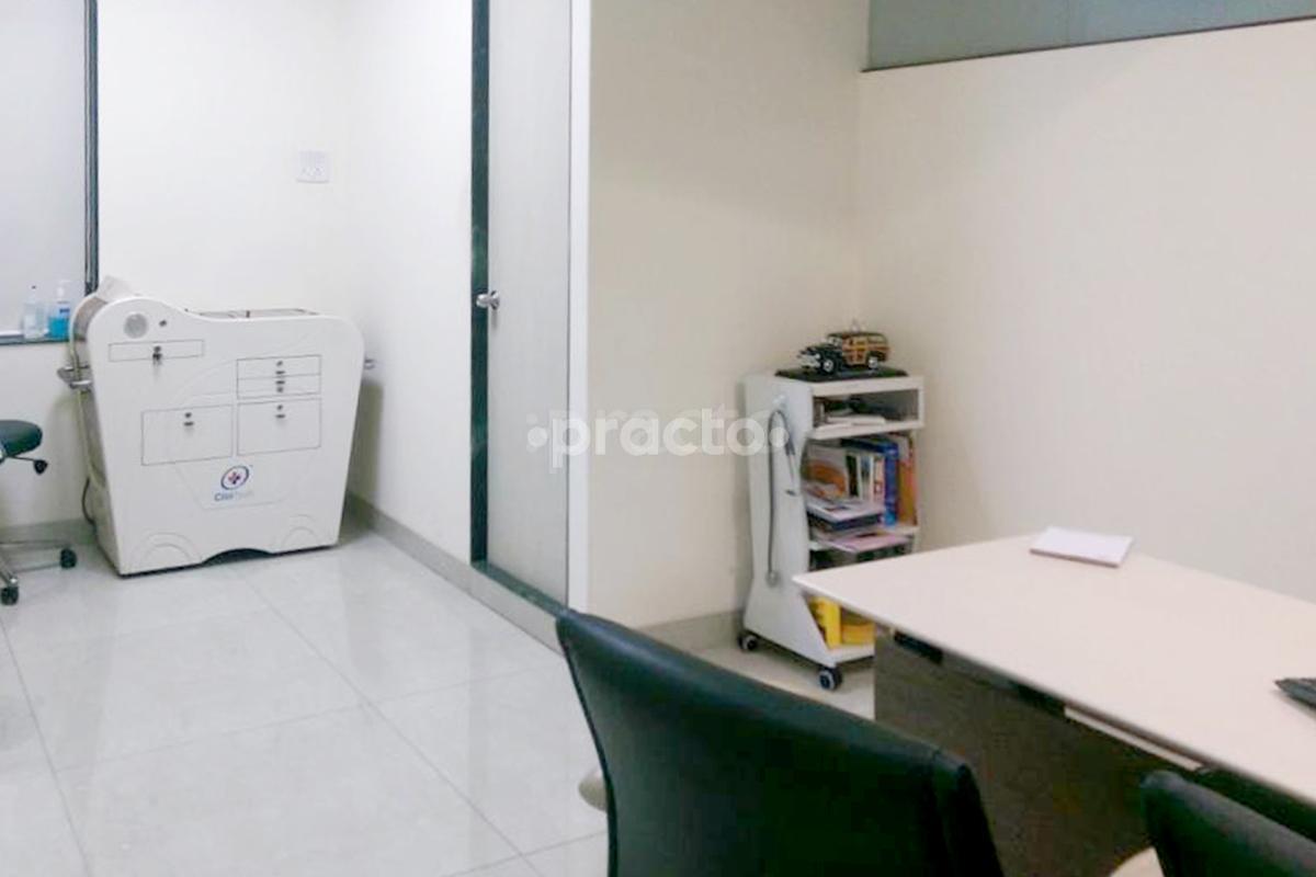 Waiting Area at Mumbai Piles Clinic Tardeo Mumbai