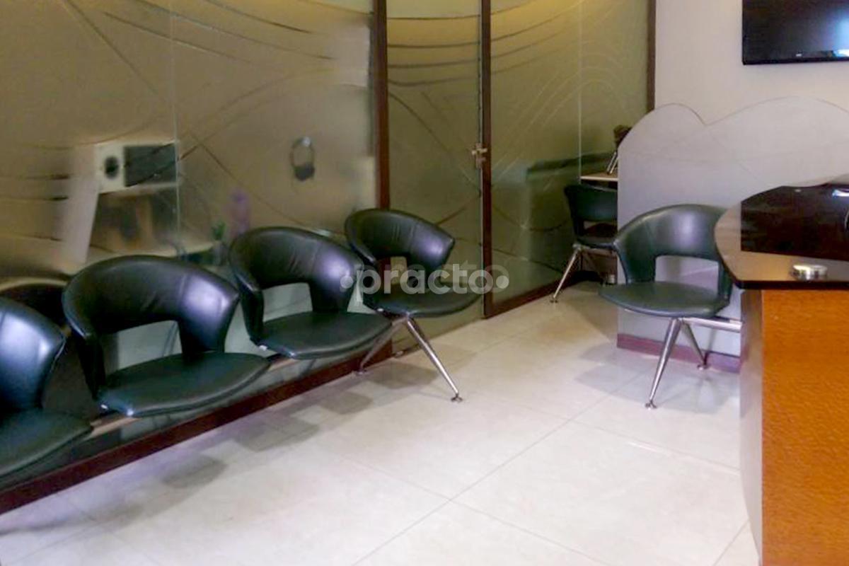 Waiting Area at Dr. Sambit Patnaik's Advanced Laser Piles Centre Chembur Mumbai